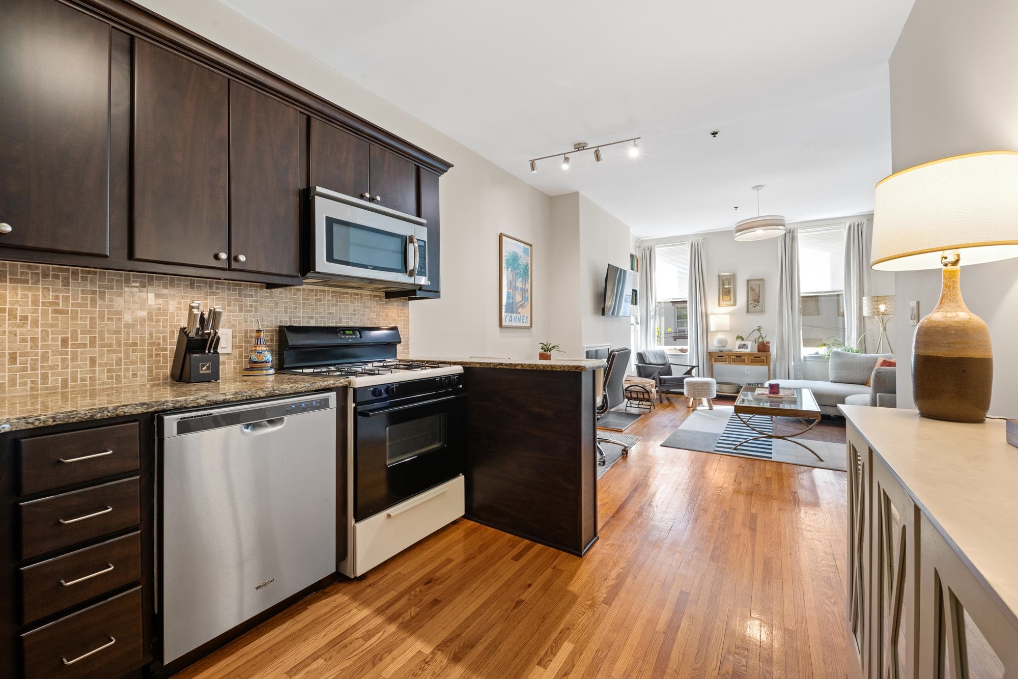 74 GARDEN ST Unit: 4N