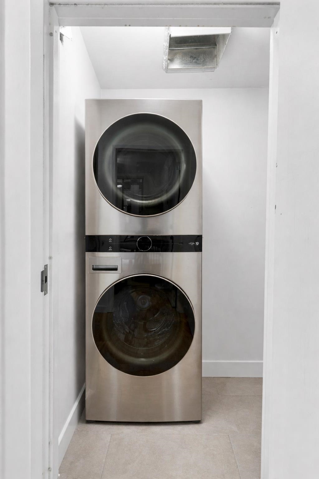 25 MCWILLIAMS PL Unit: 307