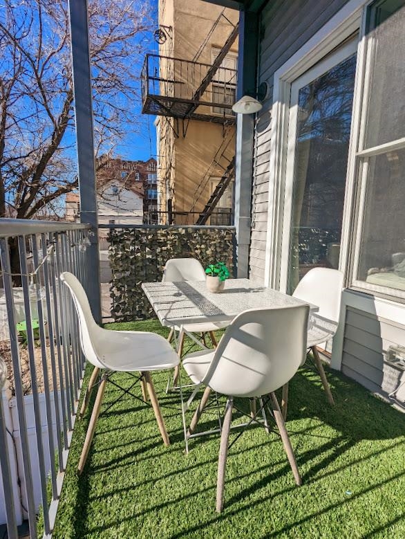 33 WAVERLY ST Unit: 2