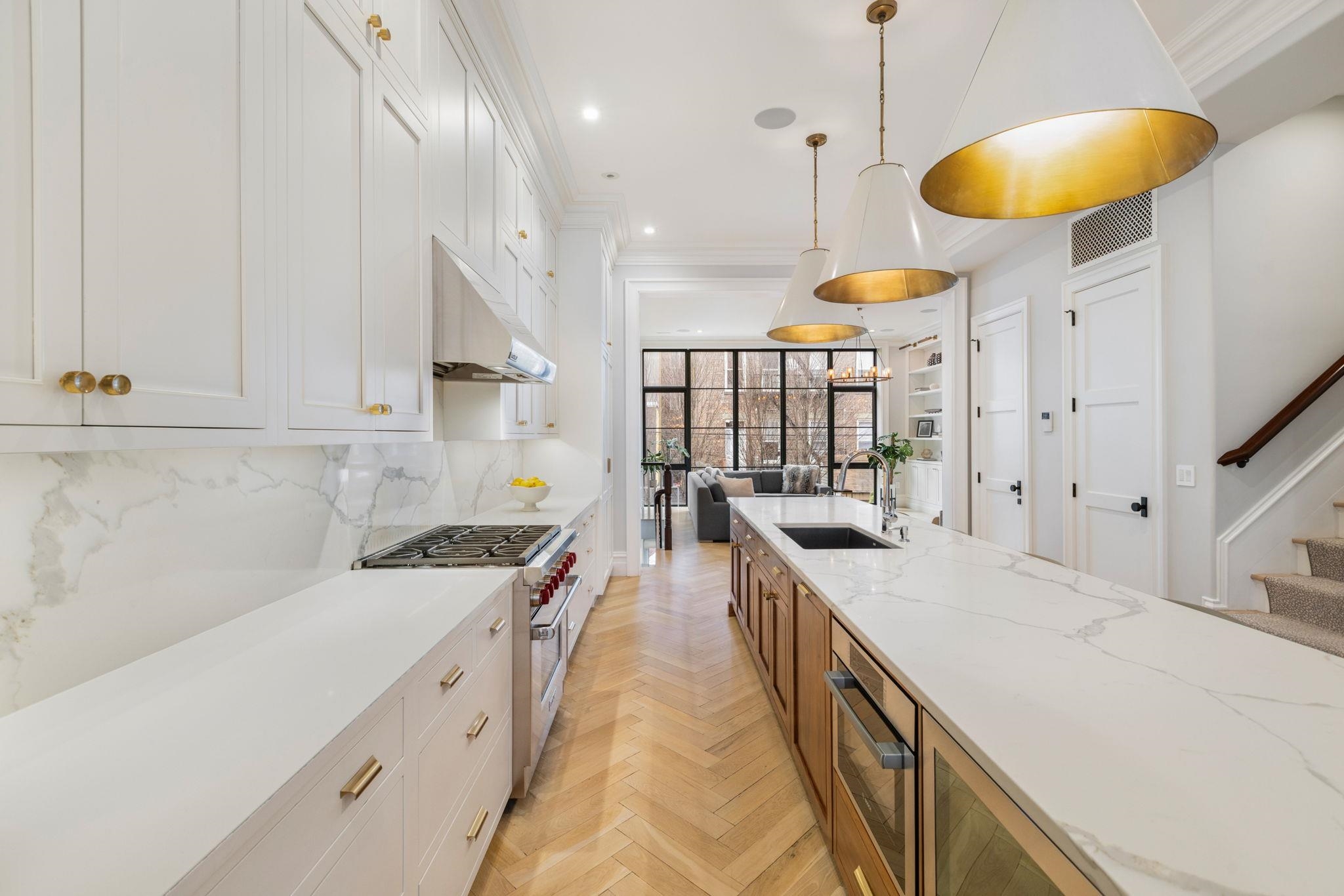 110 PARK AVE Unit: 1