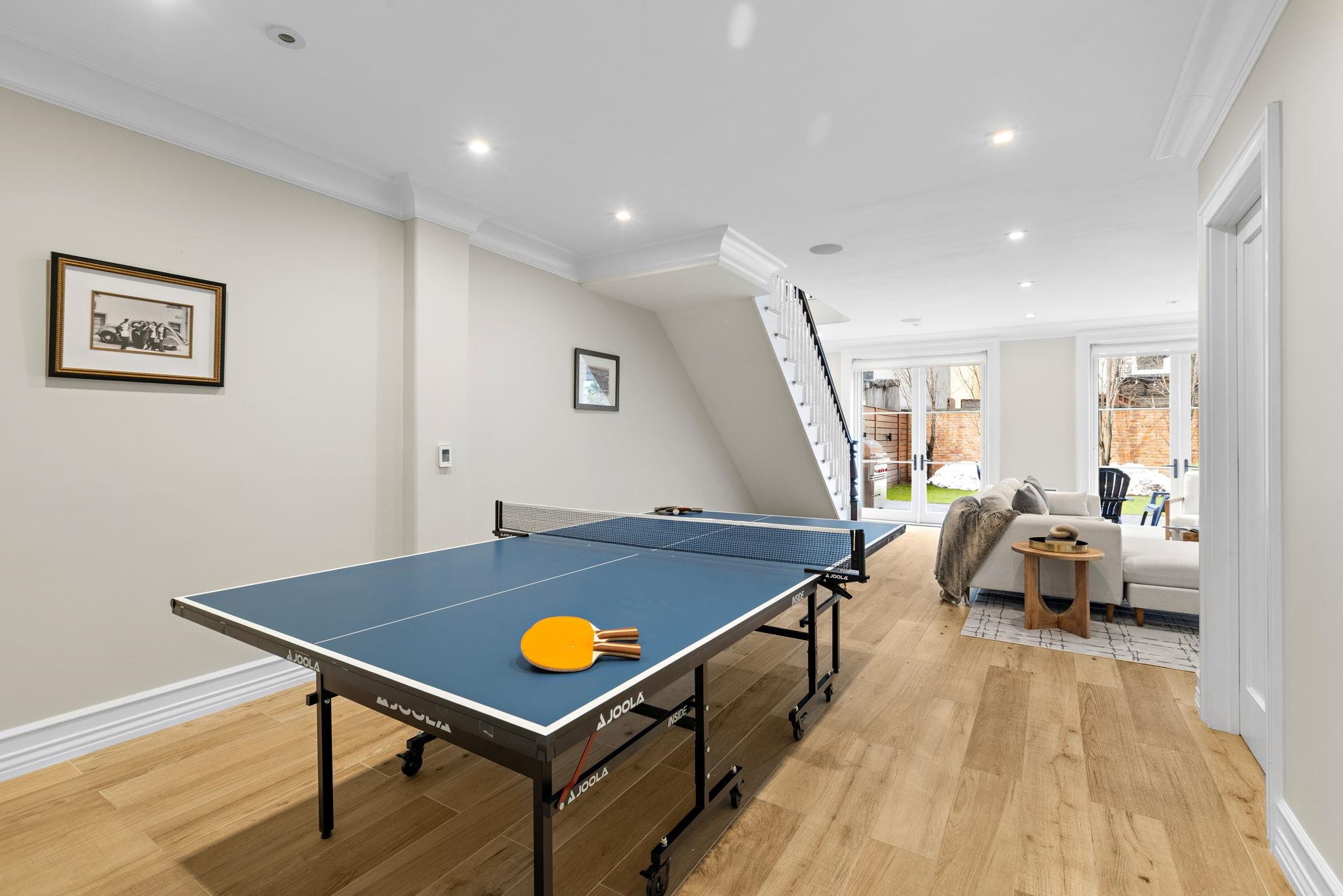 110 PARK AVE Unit: 1