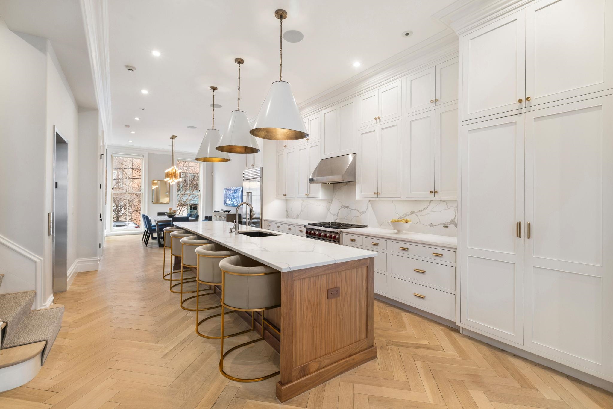 110 PARK AVE Unit: 1