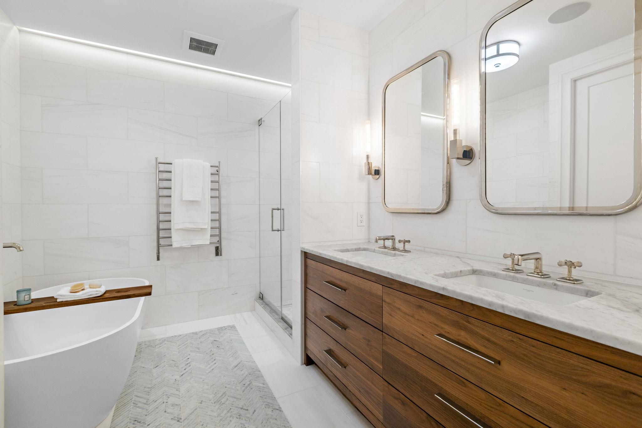 110 PARK AVE Unit: 1