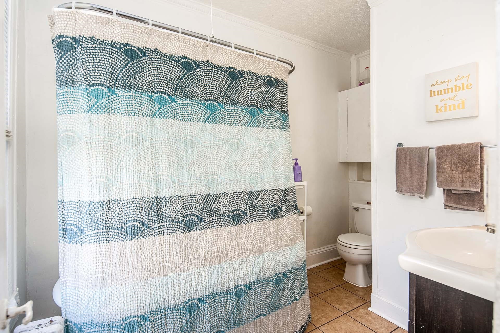 710 BLOOMFIELD ST Unit: 3