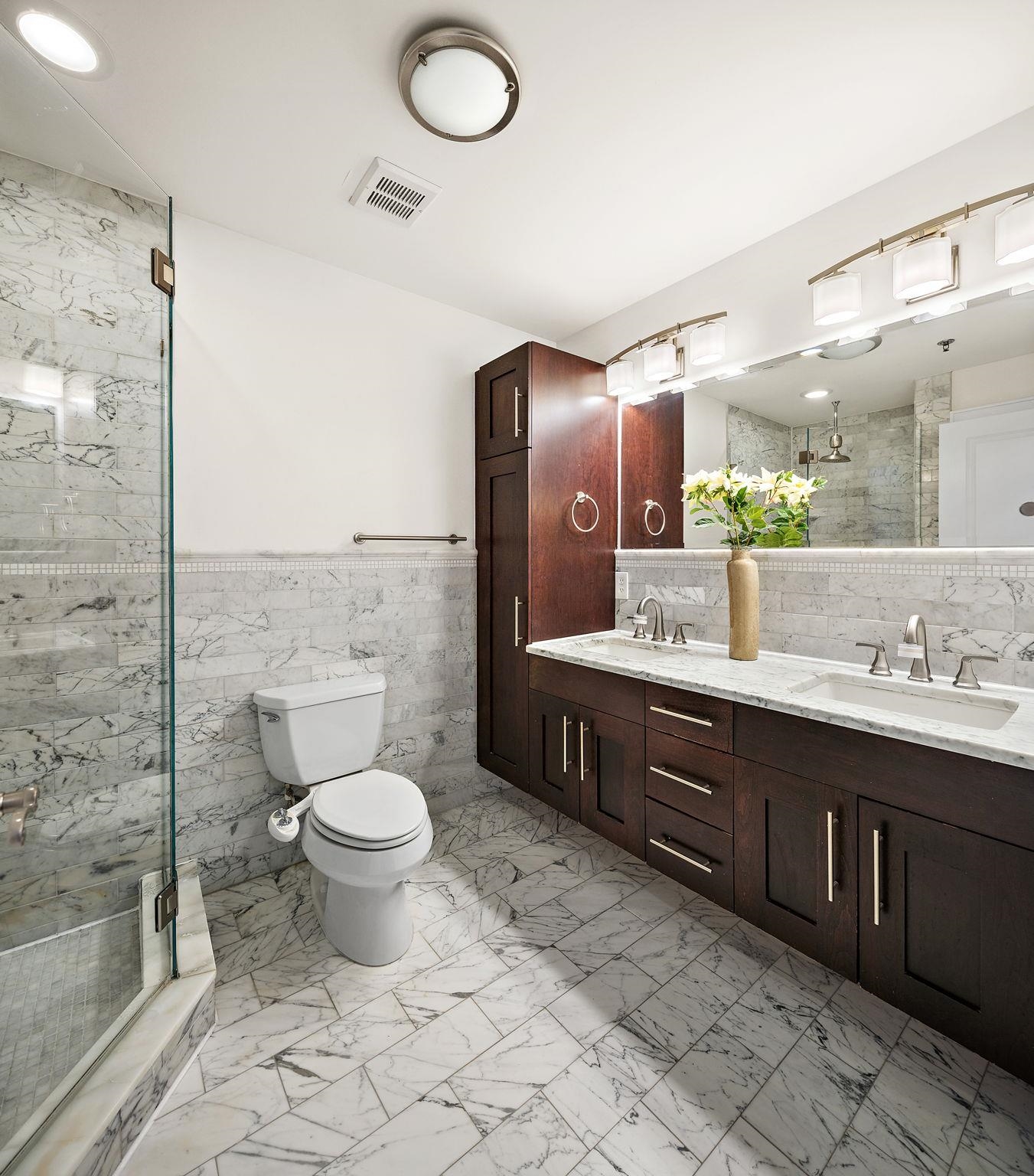 1107 WILLOW AVE Unit: 3