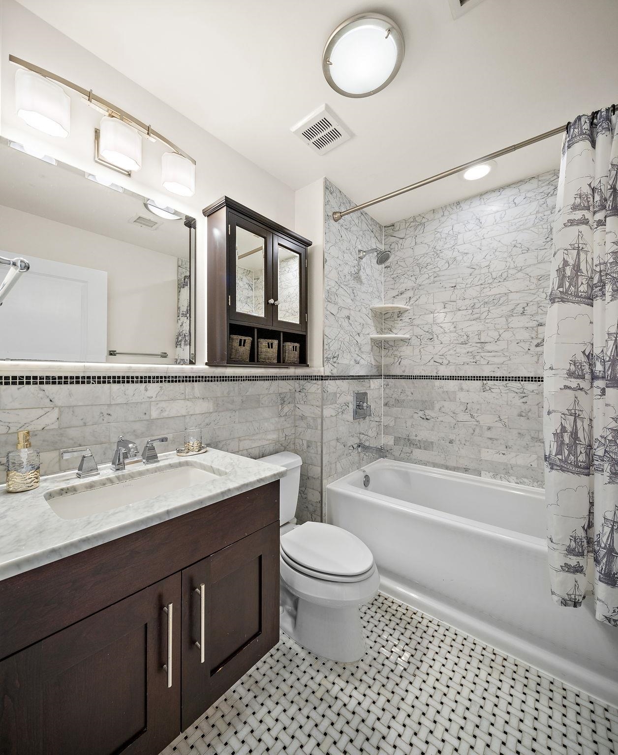 1107 WILLOW AVE Unit: 3