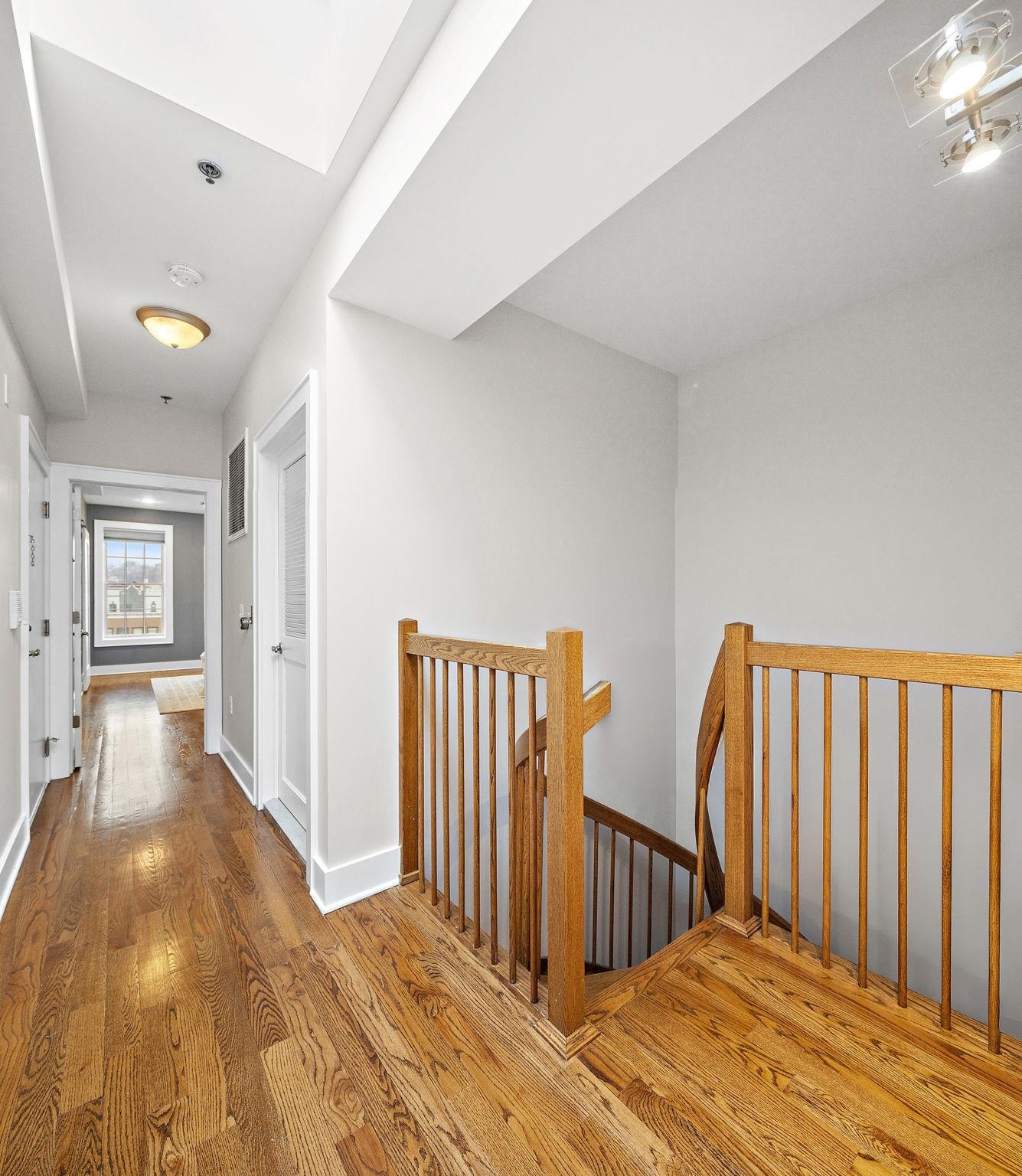1107 WILLOW AVE Unit: 3