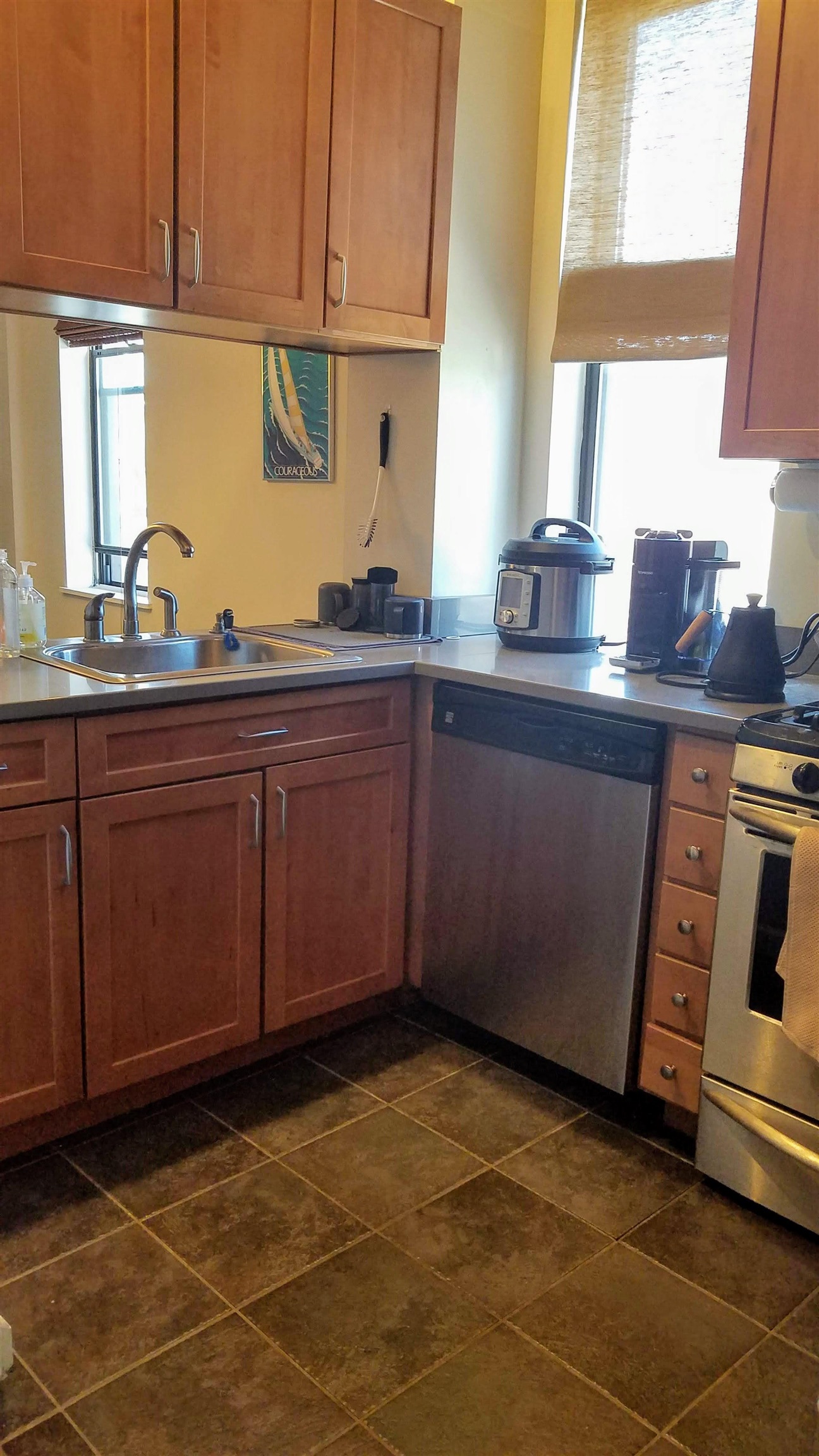 261 12TH ST Unit: 3A