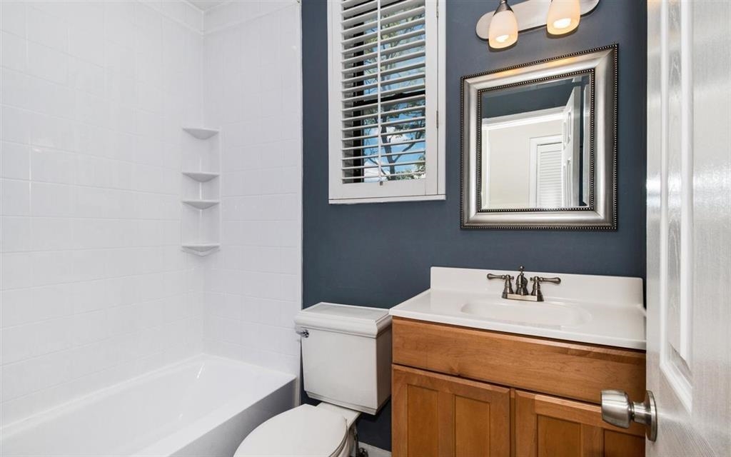 261 12TH ST Unit: 3A