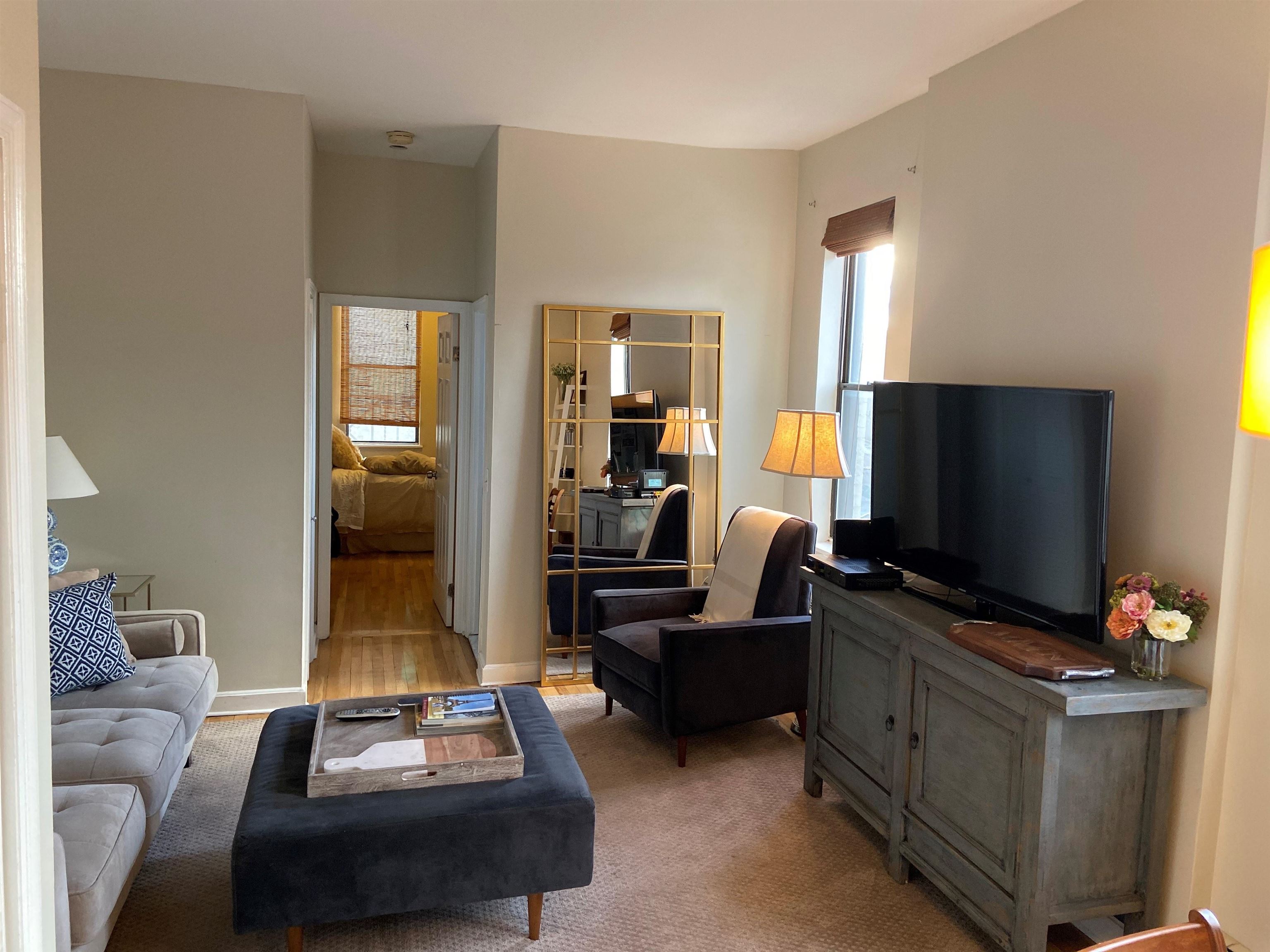 261 12TH ST Unit: 3A