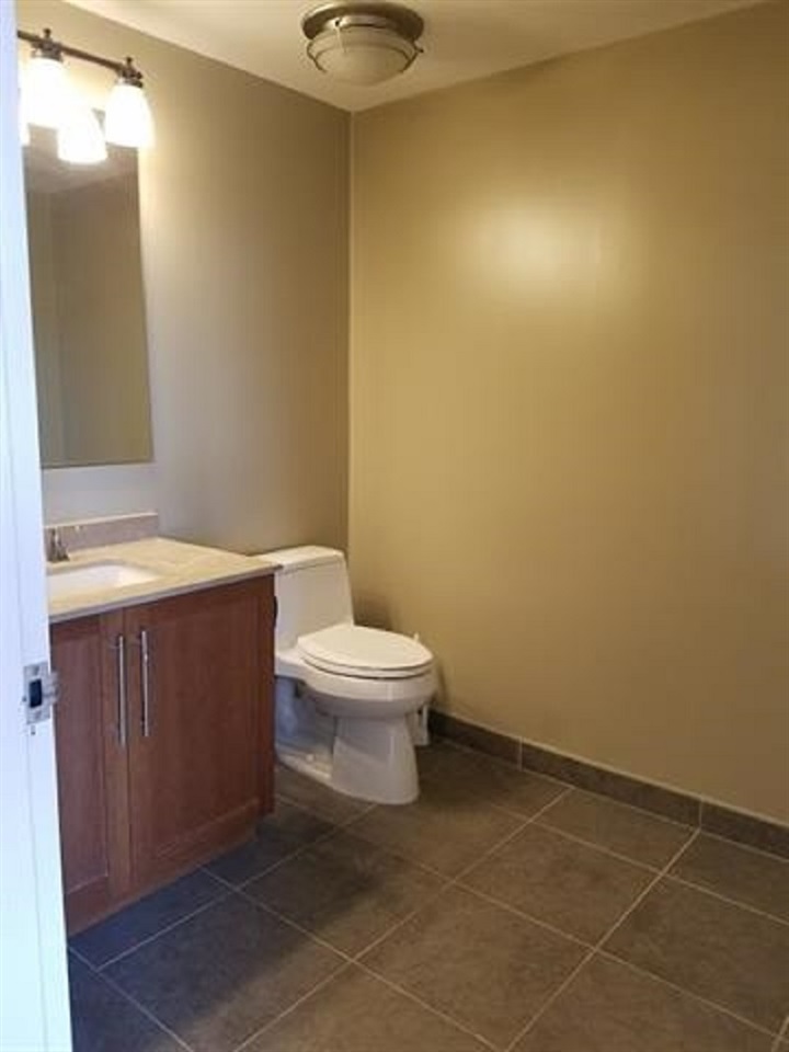 800 JACKSON ST Unit: 405