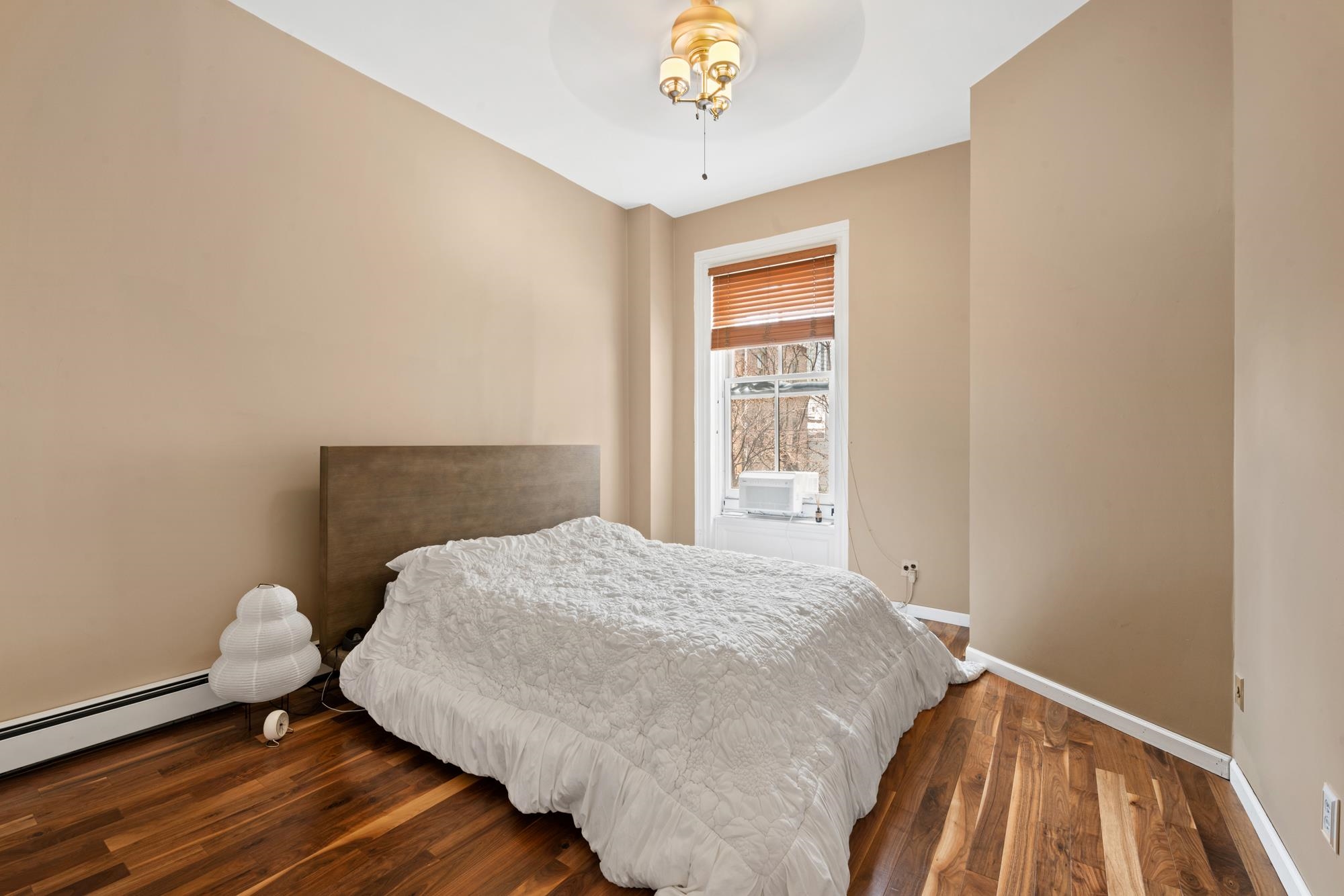 209 WASHINGTON ST Unit: 3