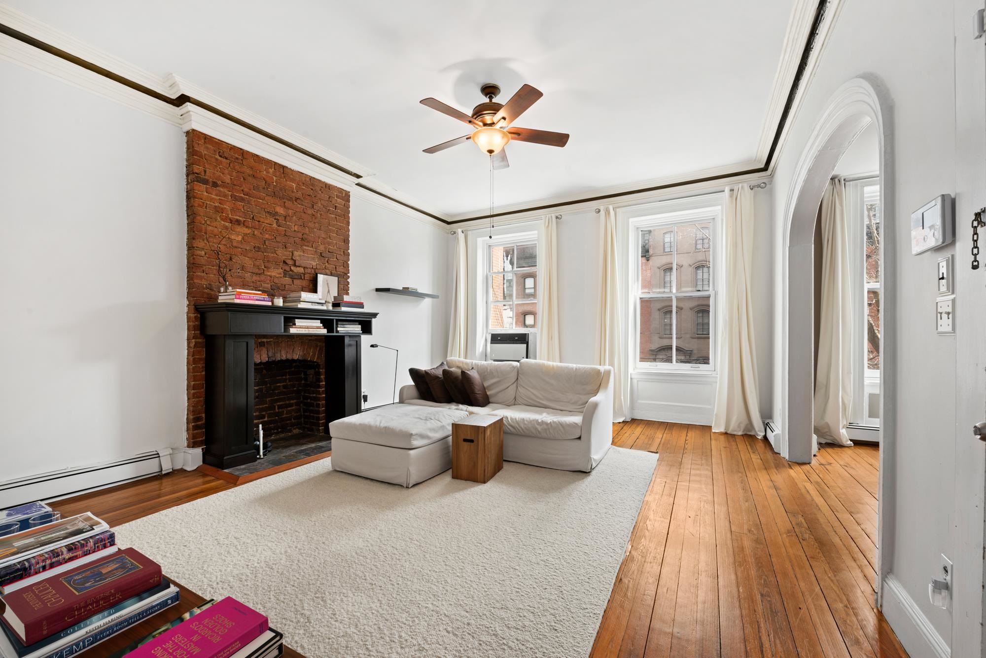 209 WASHINGTON ST Unit: 3