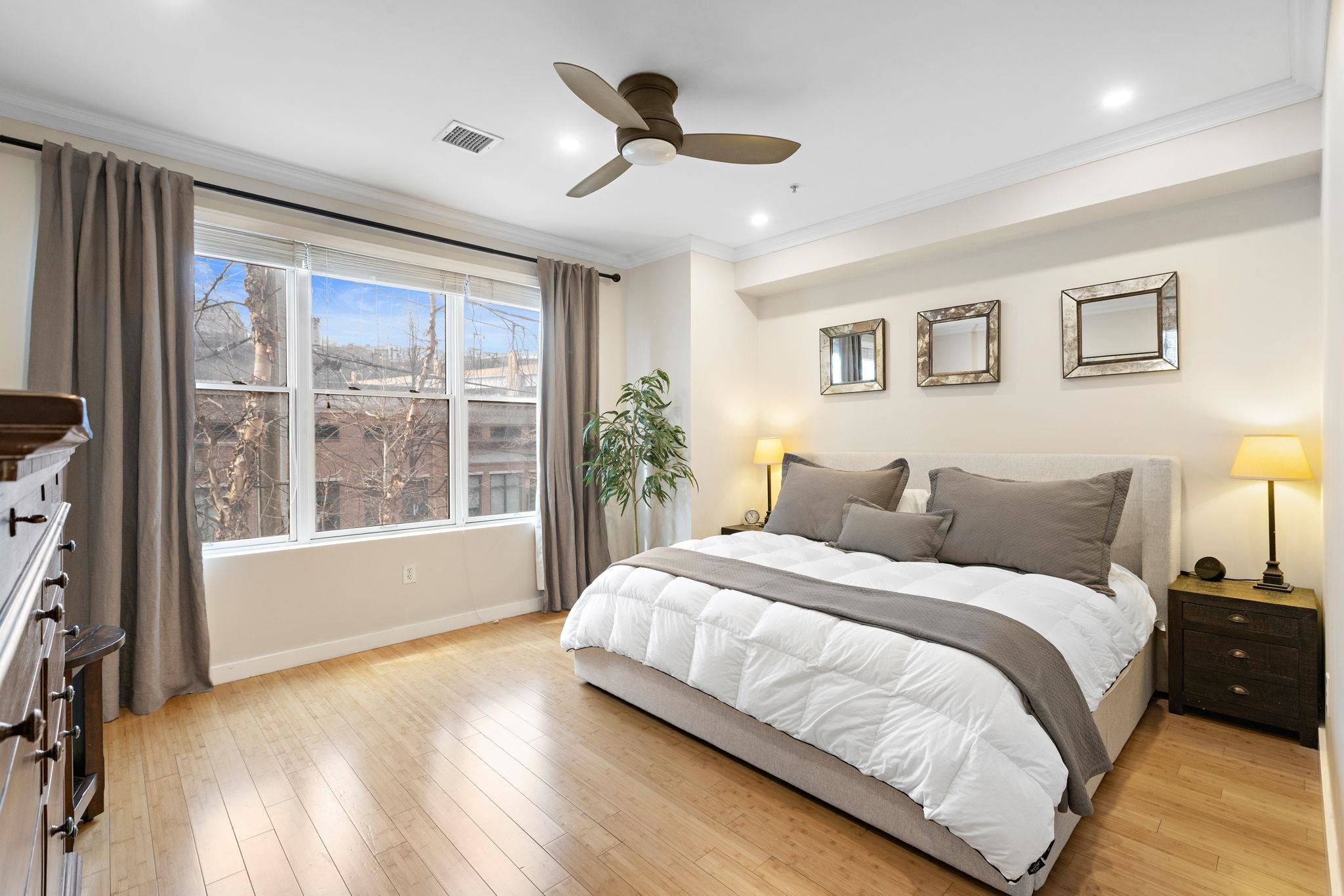 1325 ADAMS ST Unit: 201