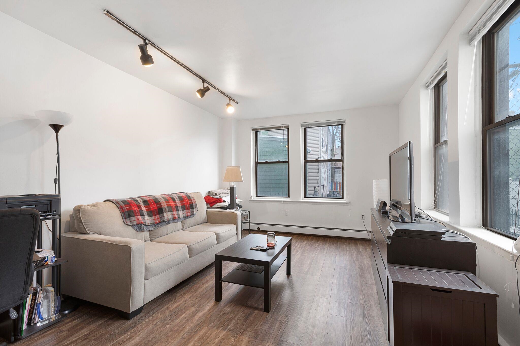 2787 KENNEDY BLVD Unit: 108