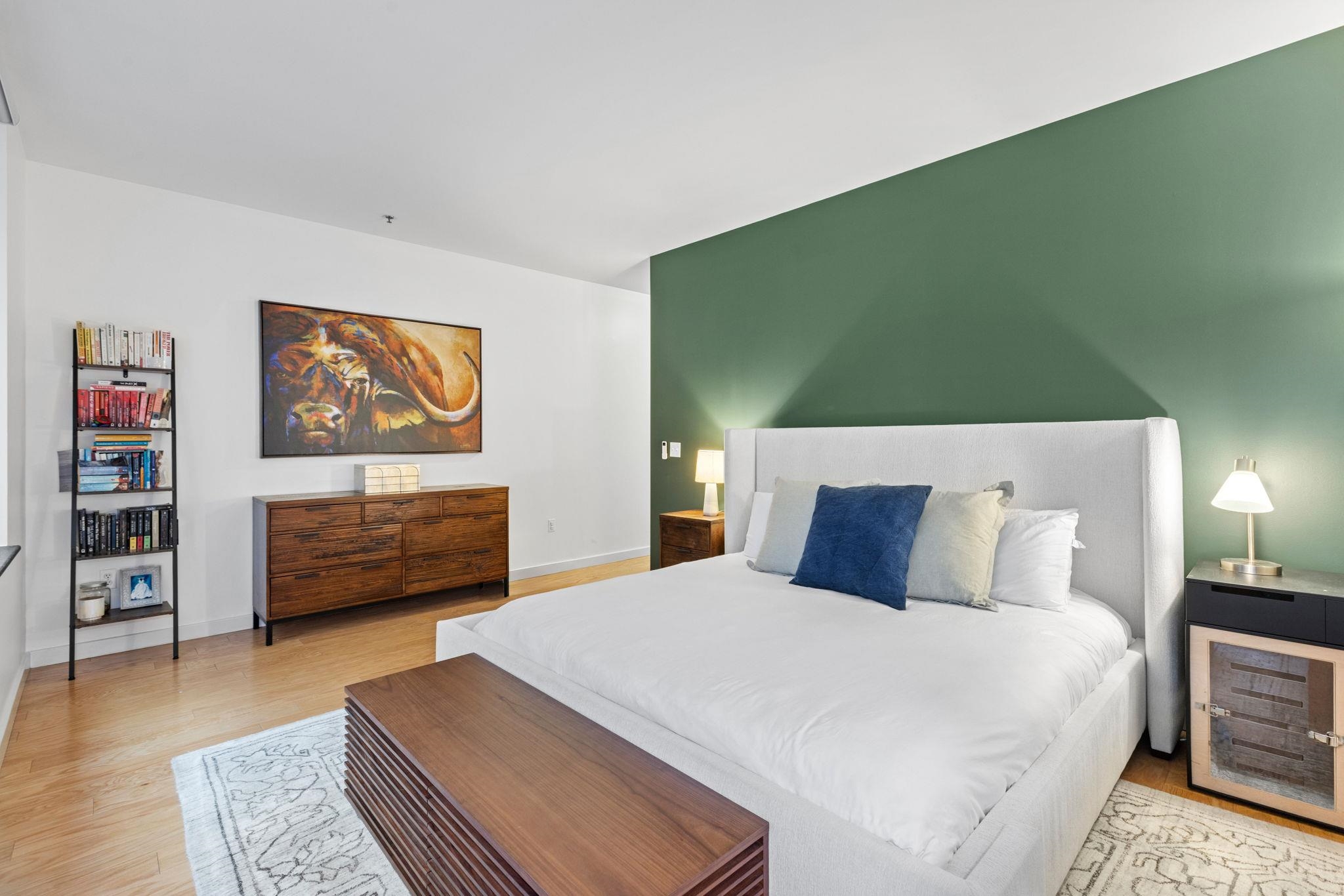 25 MCWILLIAMS PL Unit: 307