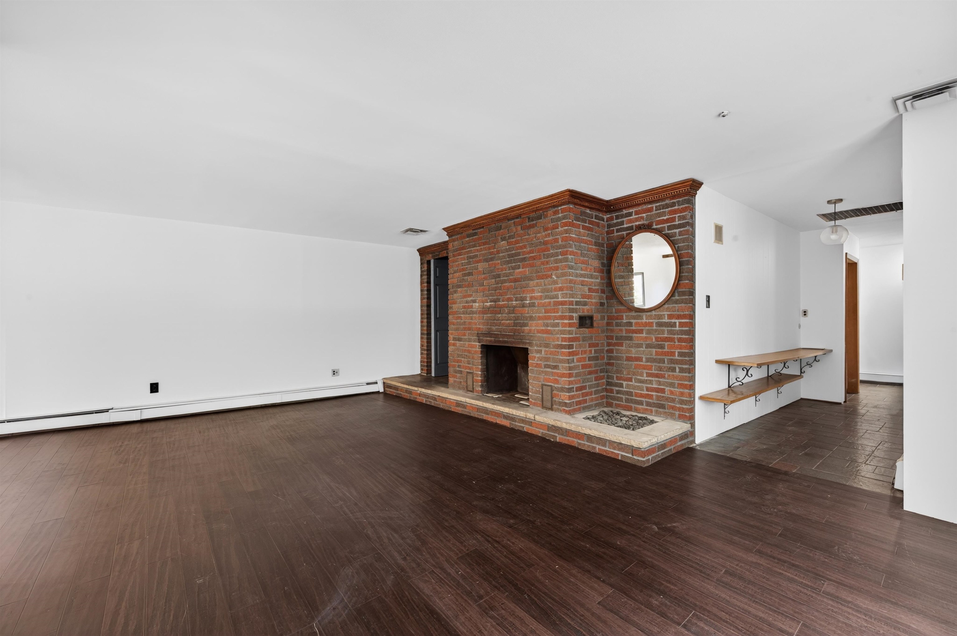 1001 NEW YORK AVE Unit: 1