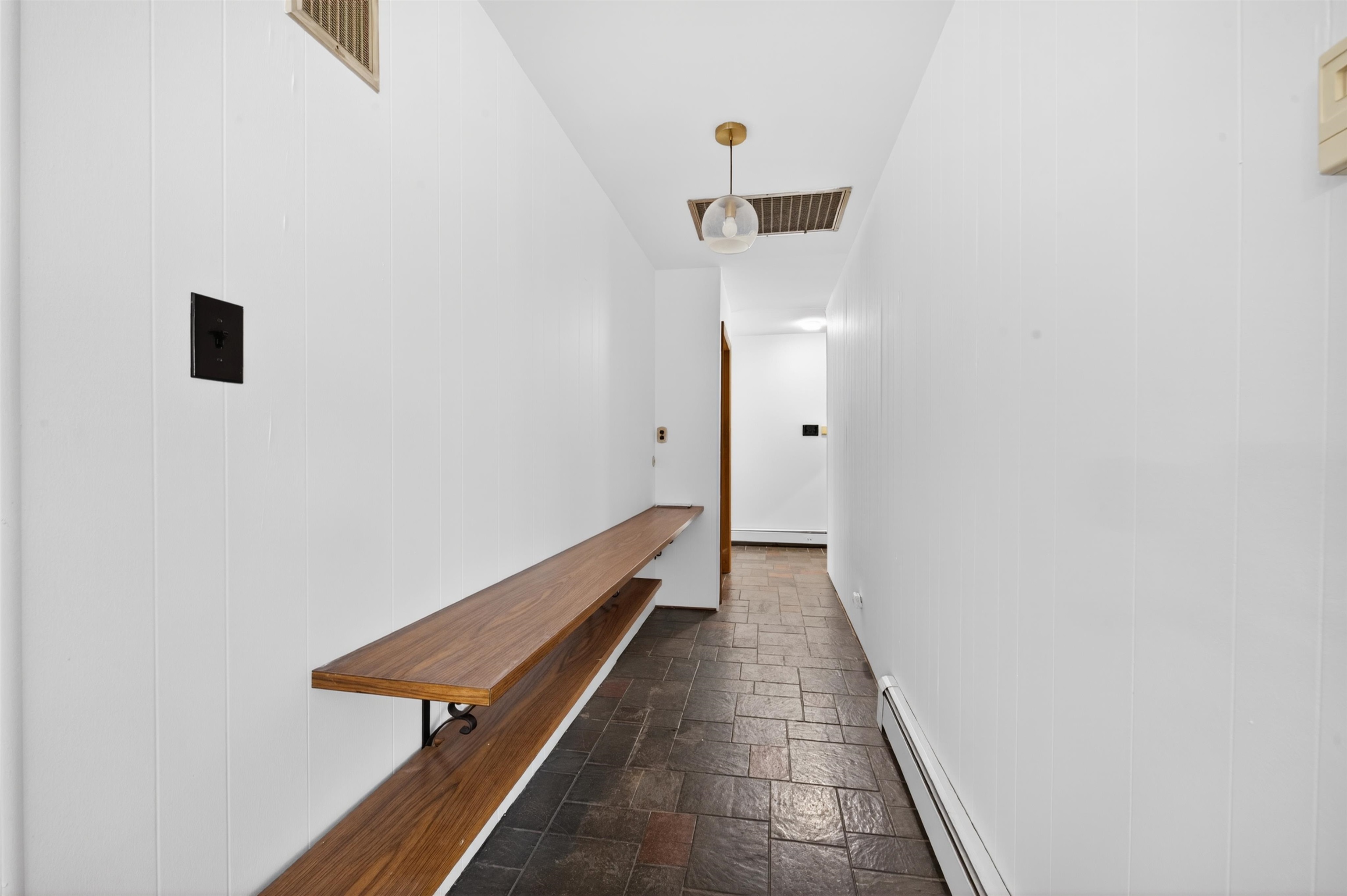 1001 NEW YORK AVE Unit: 1