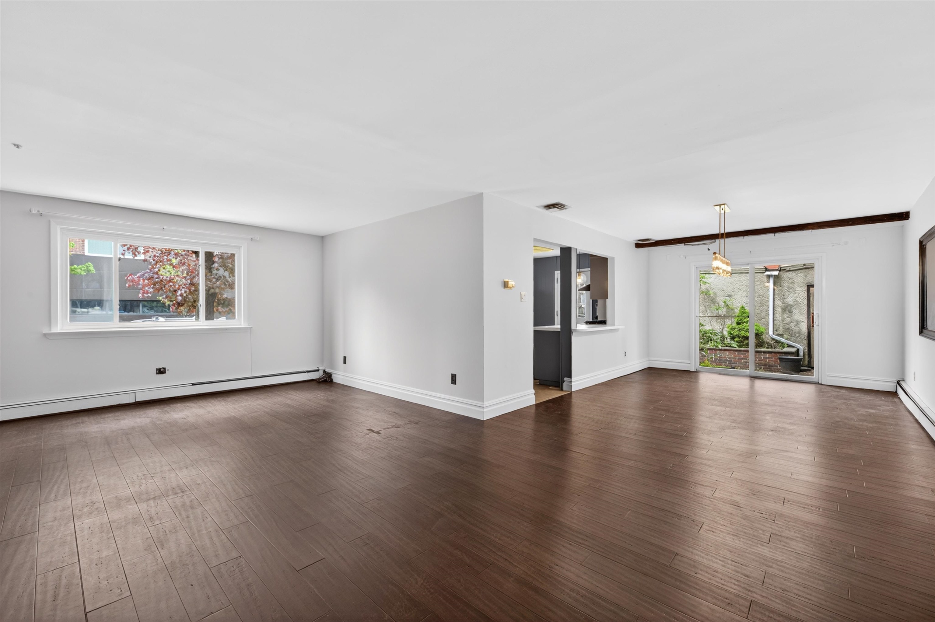 1001 NEW YORK AVE Unit: 1