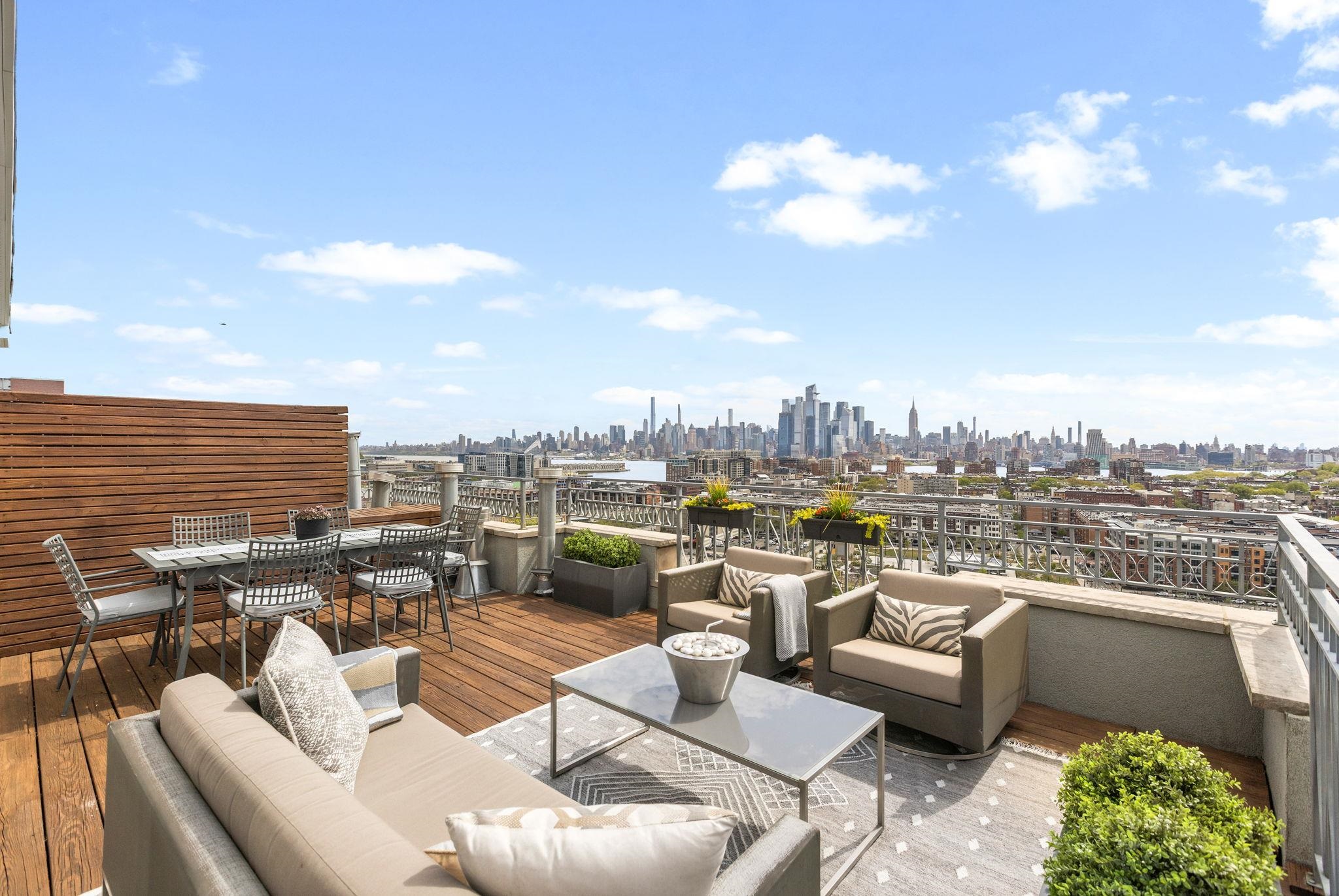 305 MANHATTAN AVE Unit: 3