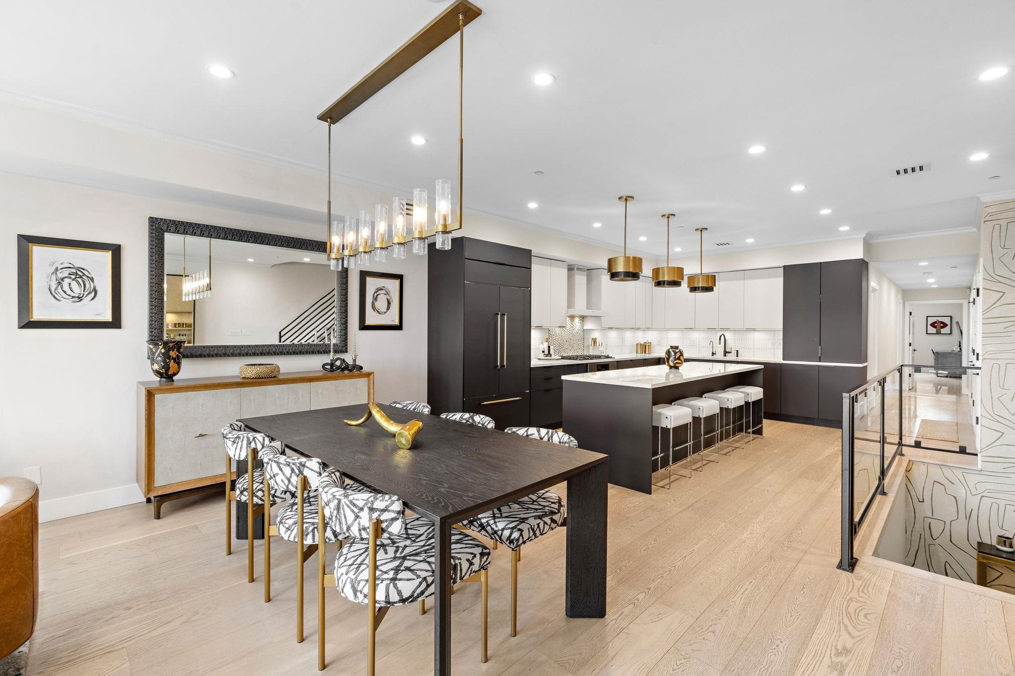 305 MANHATTAN AVE Unit: 3