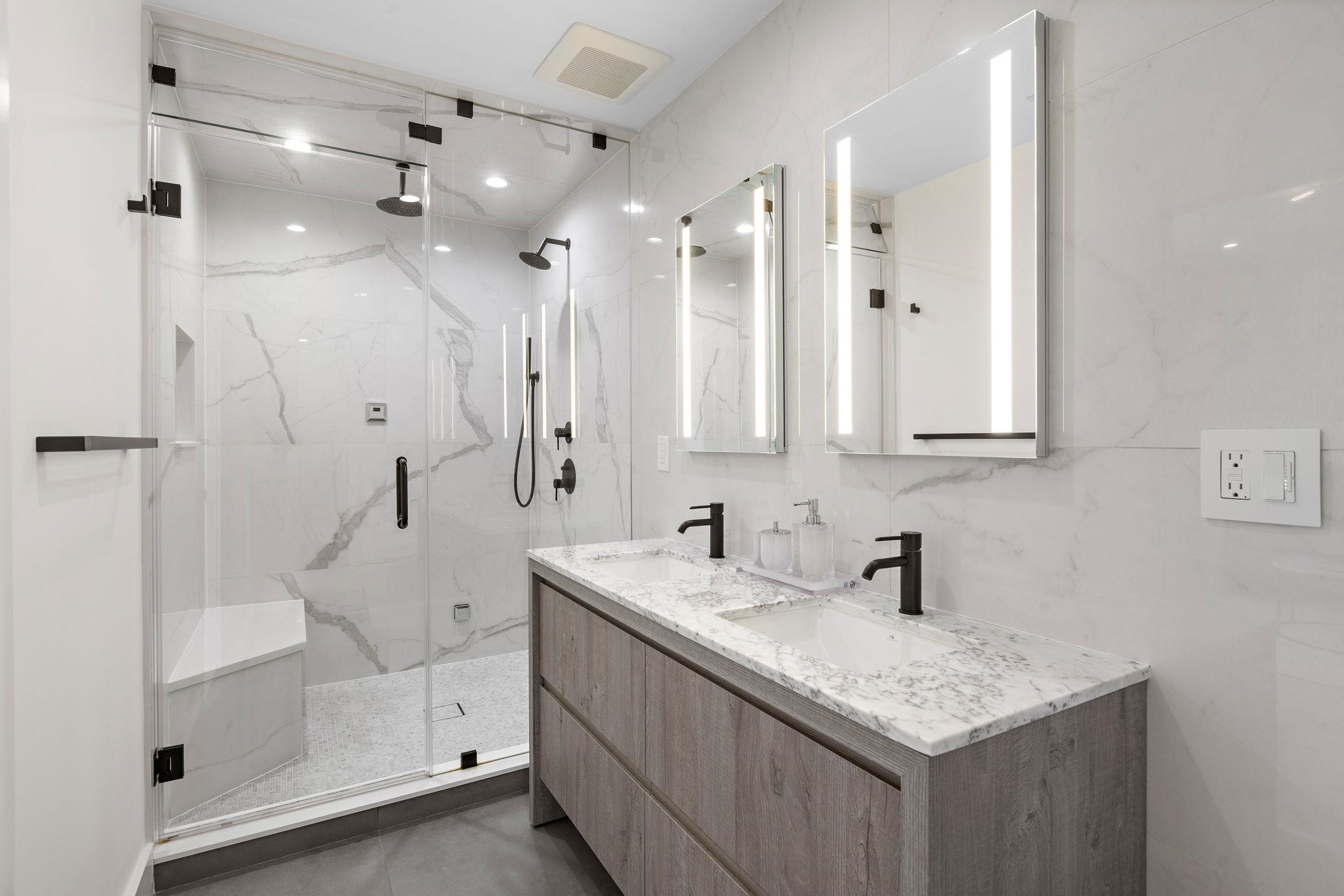 305 MANHATTAN AVE Unit: 3