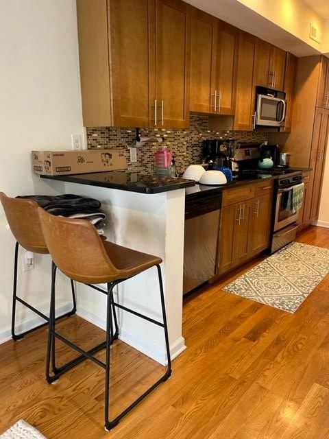 525 ADAMS ST Unit: 5L