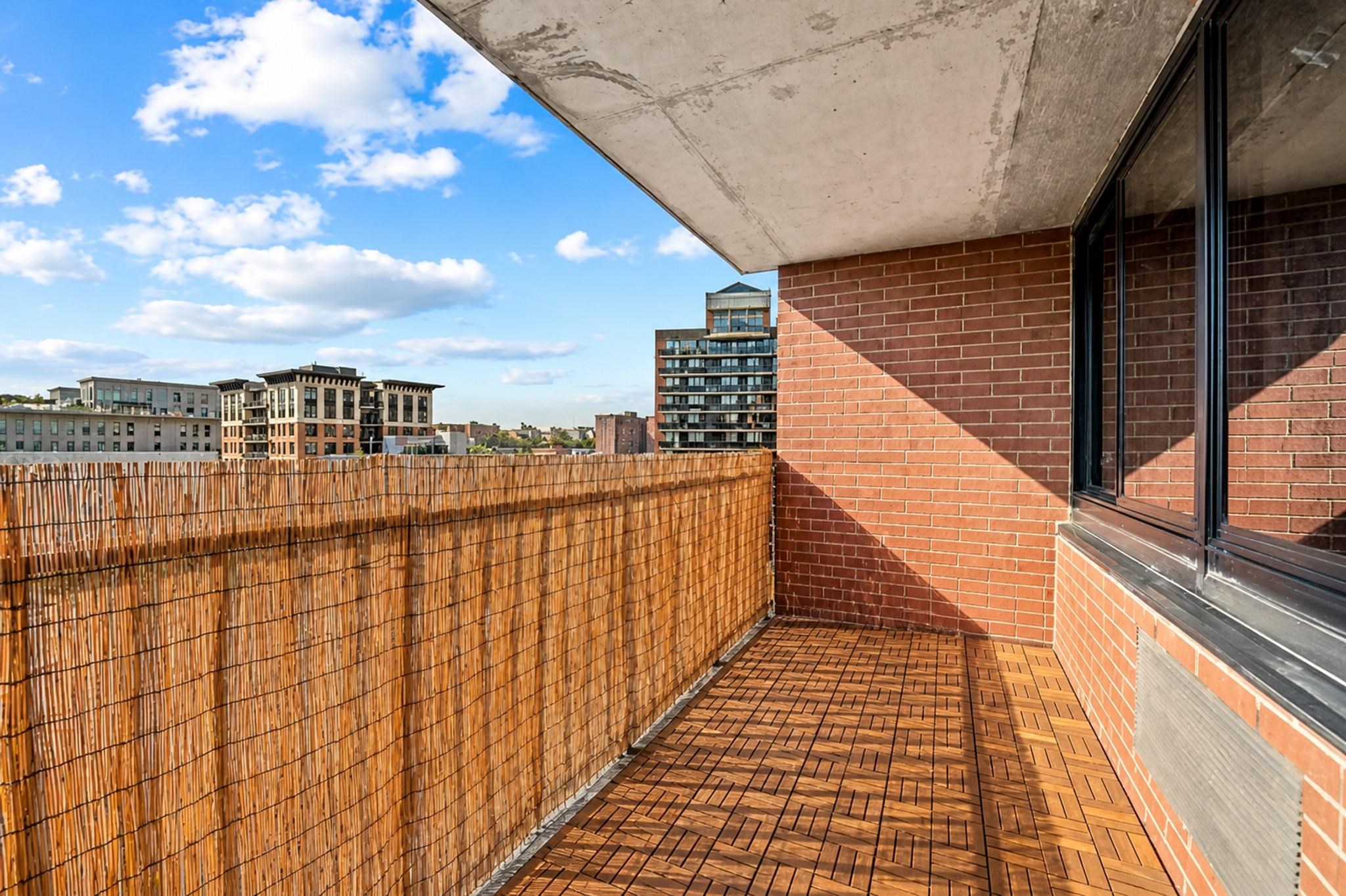 700 GROVE ST Unit: 9D