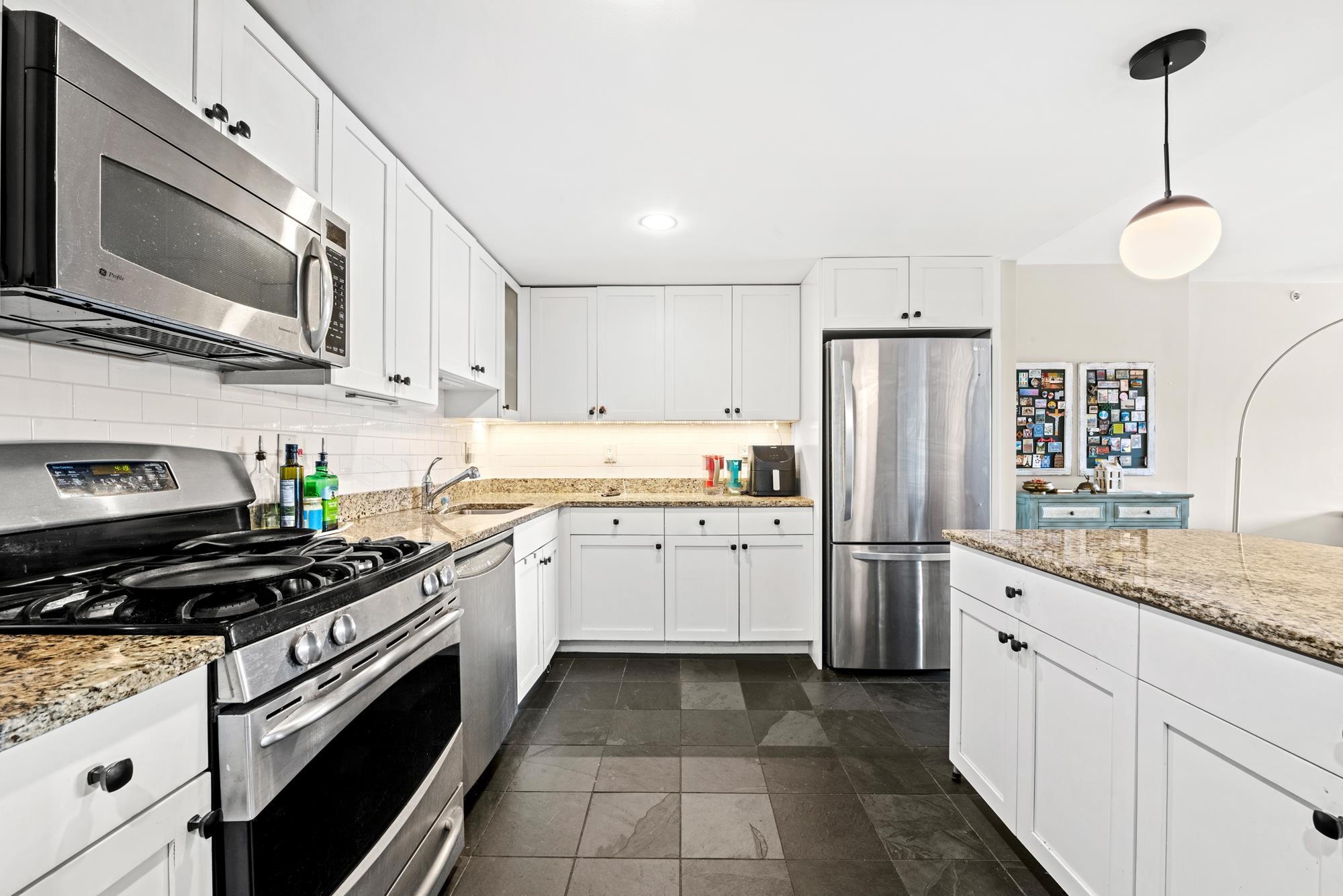 700 GROVE ST Unit: 9D