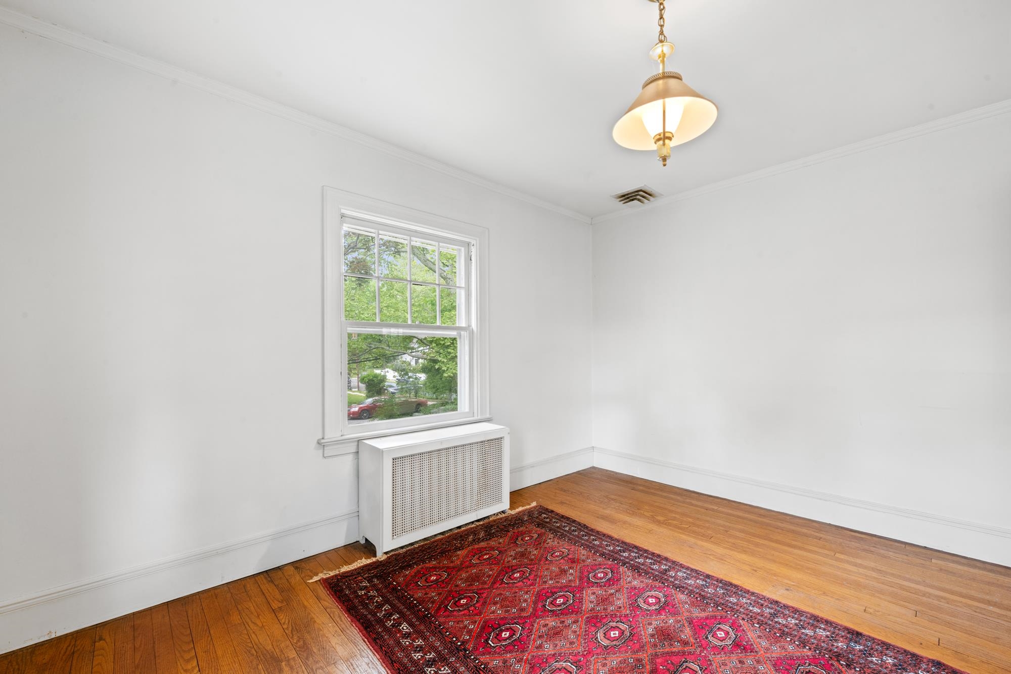 817-823 ROANOKE AVE