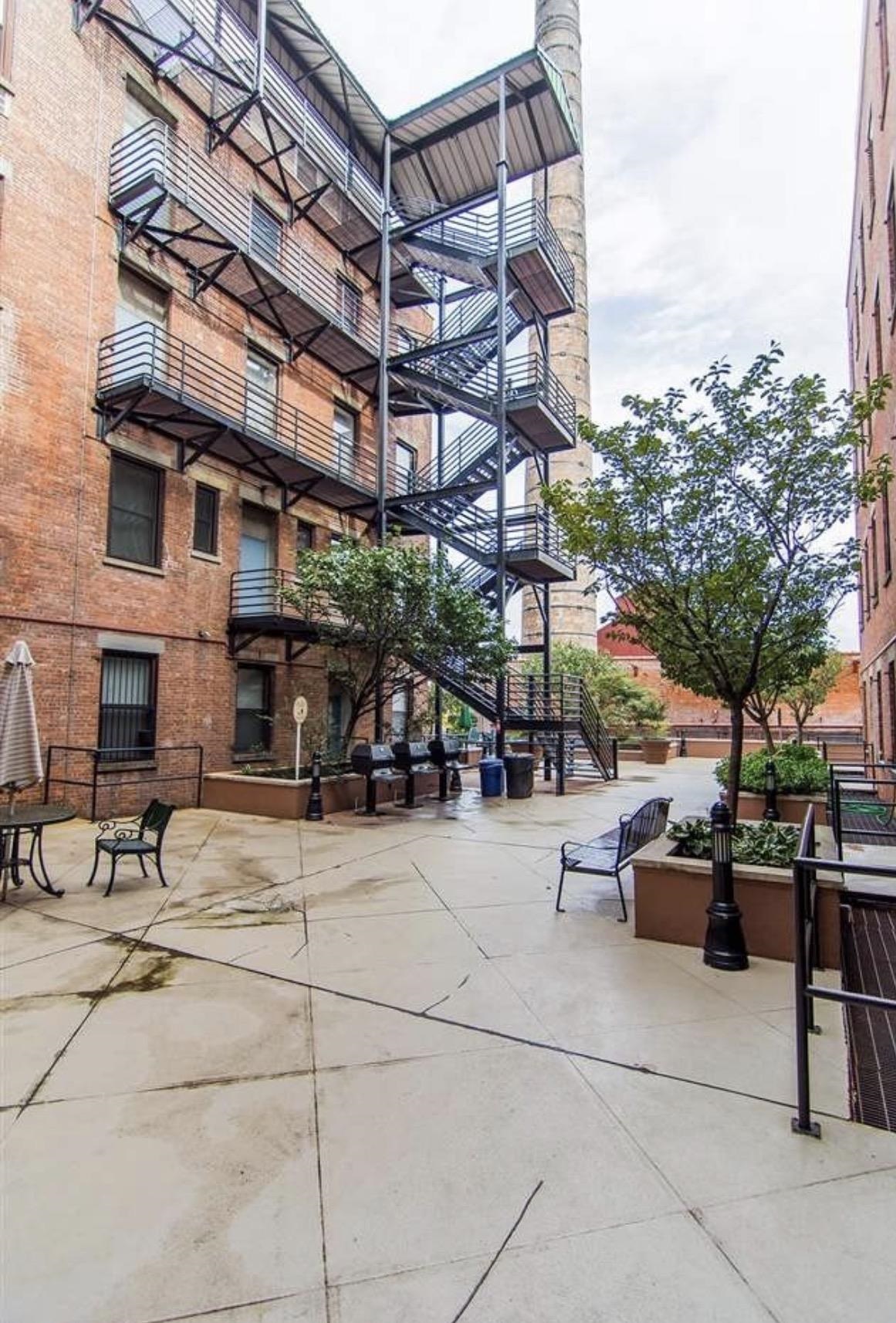 187 WAYNE ST Unit: 410C