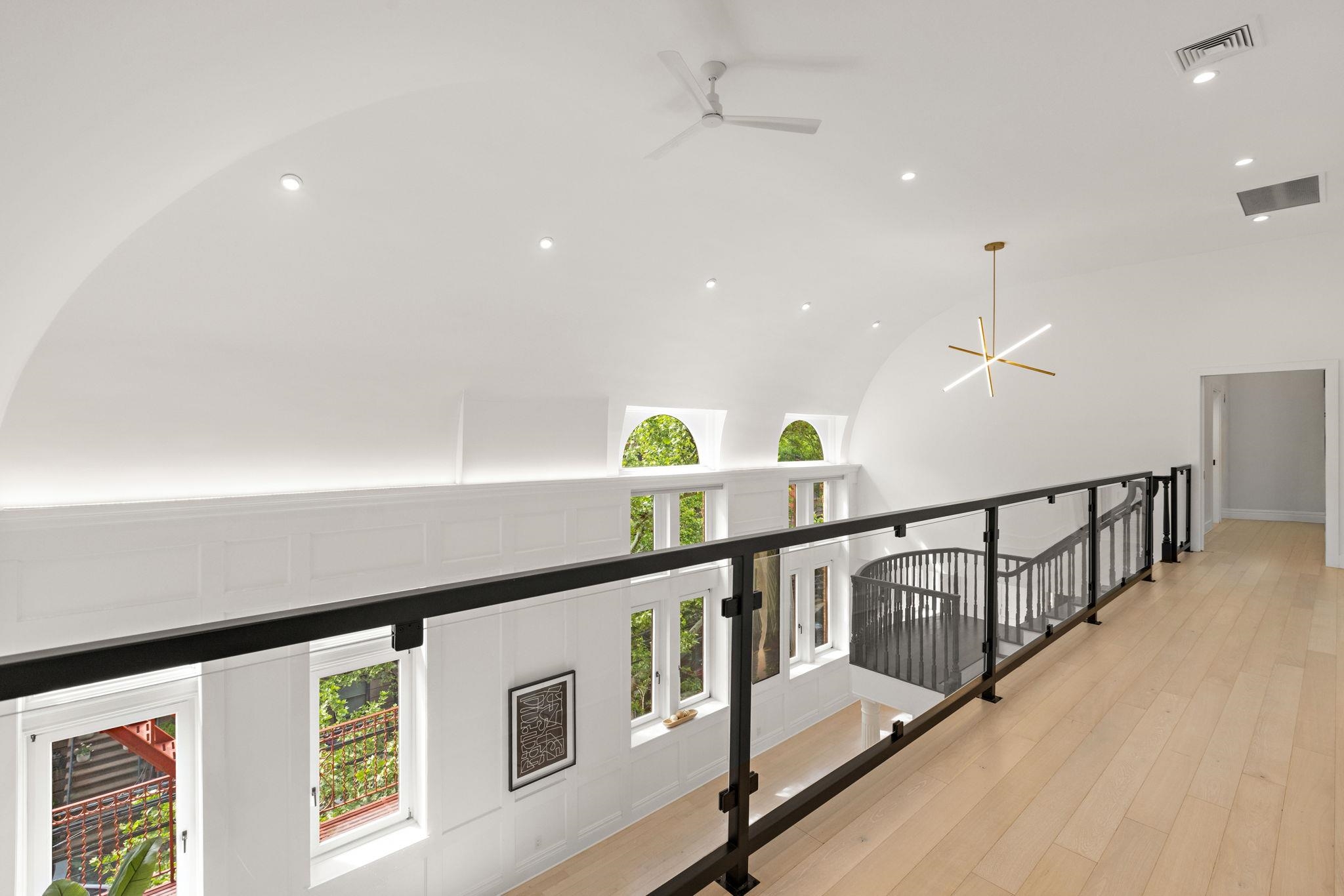 1101 BLOOMFIELD ST Unit: B