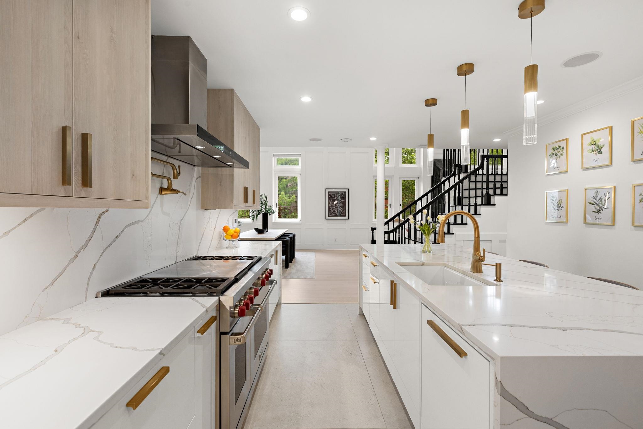 1101 BLOOMFIELD ST Unit: B