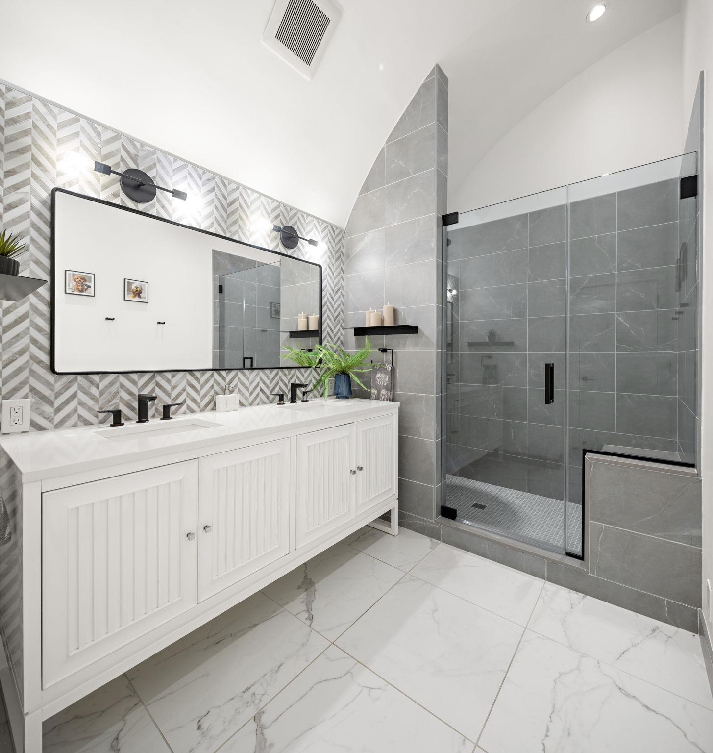 1101 BLOOMFIELD ST Unit: B