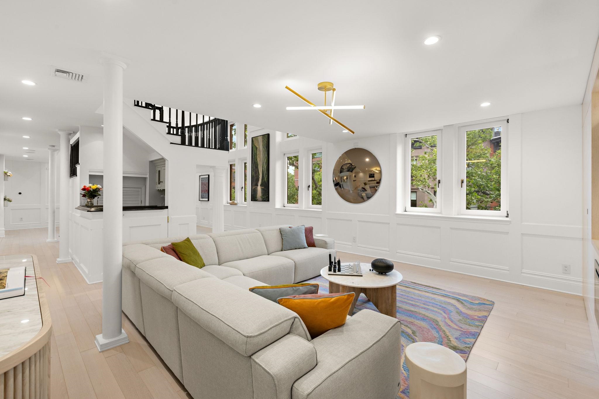 1101 BLOOMFIELD ST Unit: B