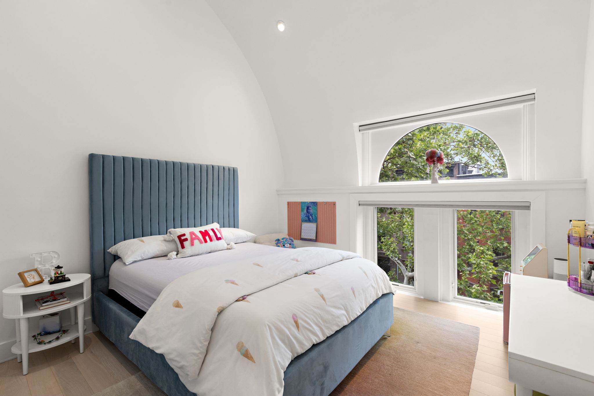 1101 BLOOMFIELD ST Unit: B
