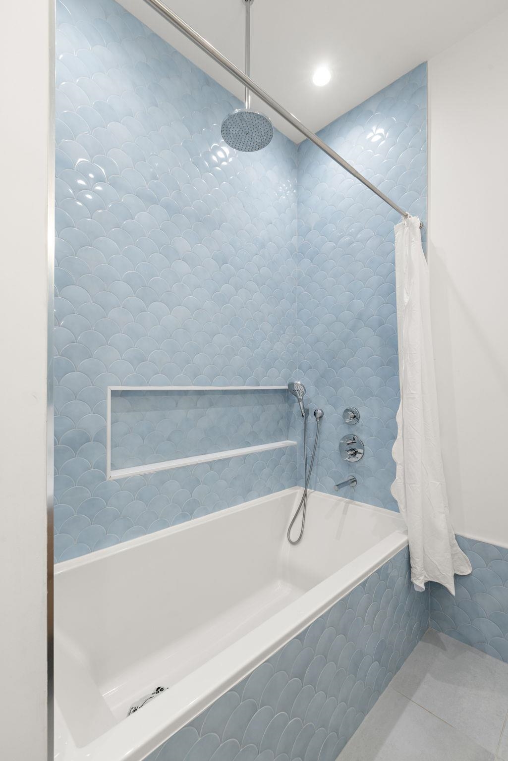 1101 BLOOMFIELD ST Unit: B