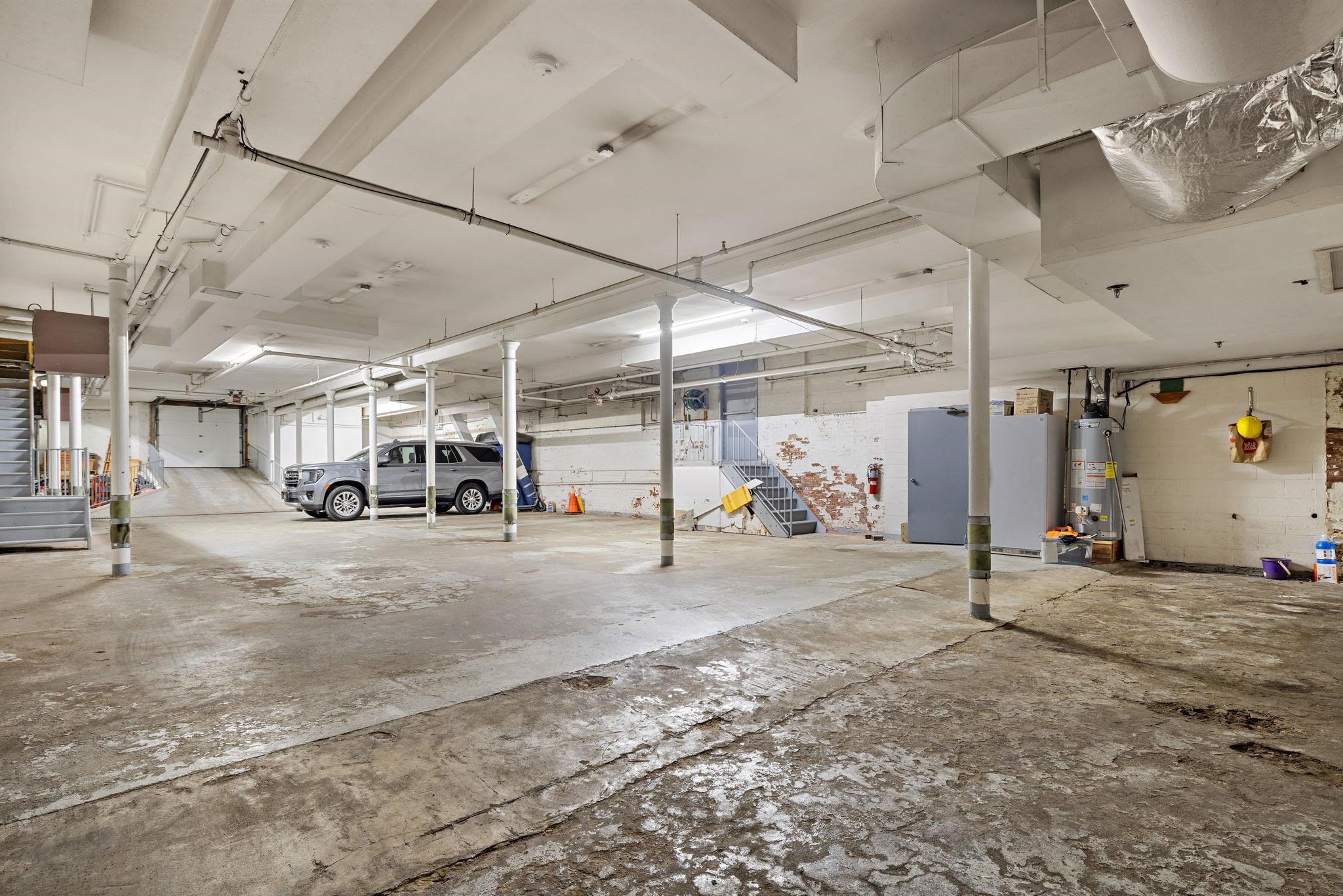 1101 BLOOMFIELD ST Unit: B