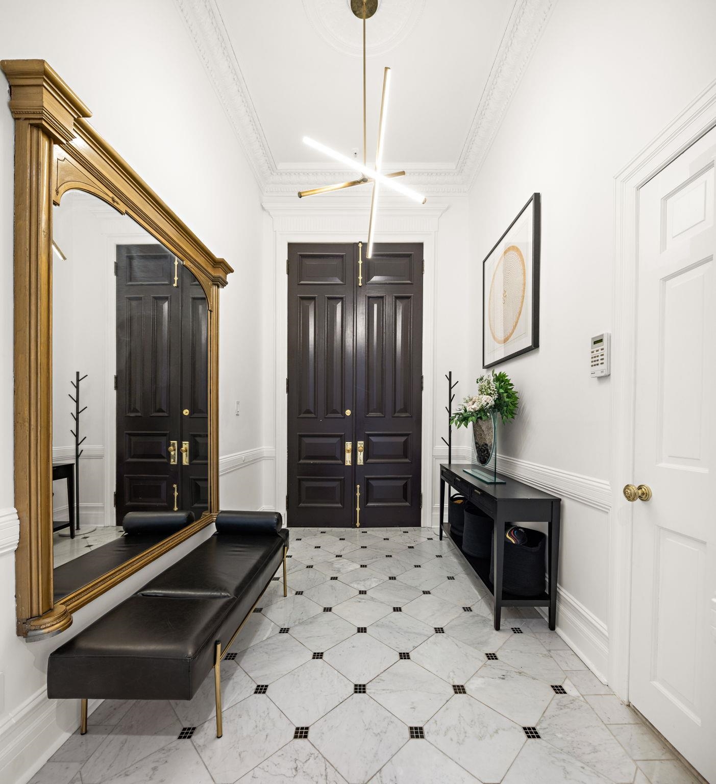 1101 BLOOMFIELD ST Unit: B
