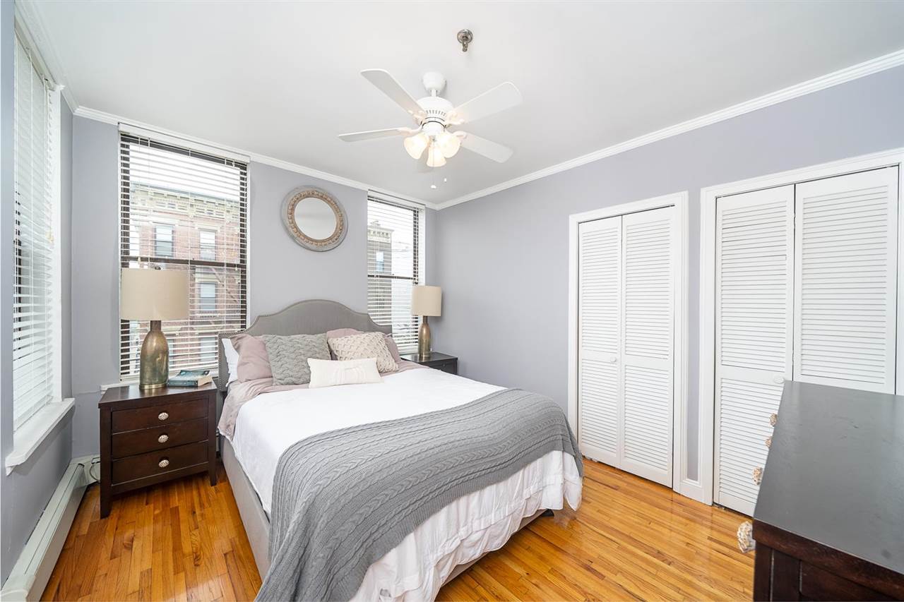 132 MADISON ST Unit: 2R