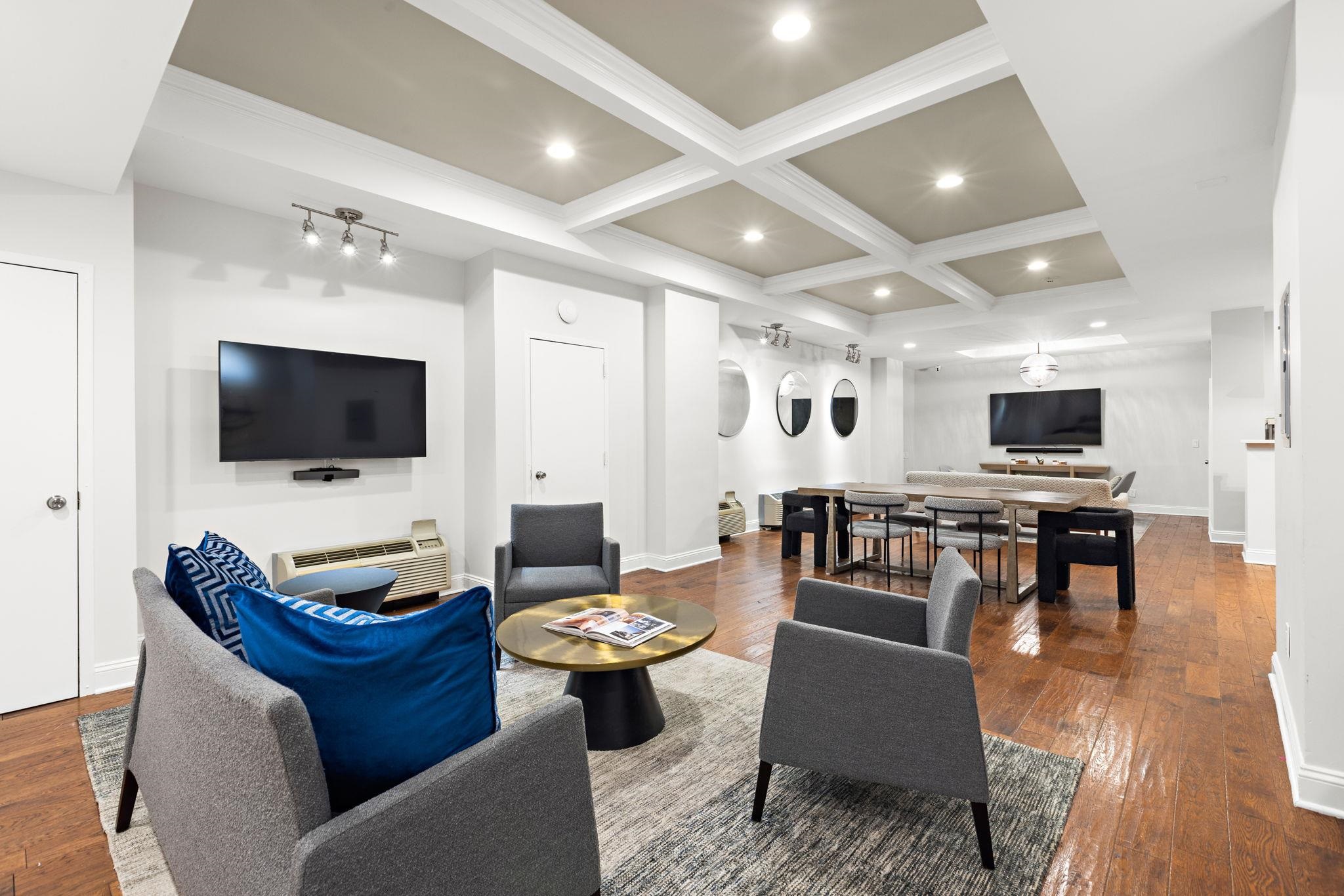 100 MANHATTAN AVE Unit: 1703