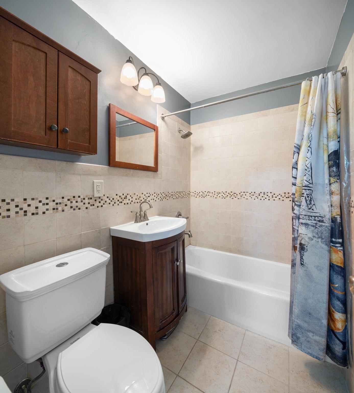 100 MANHATTAN AVE Unit: 1703