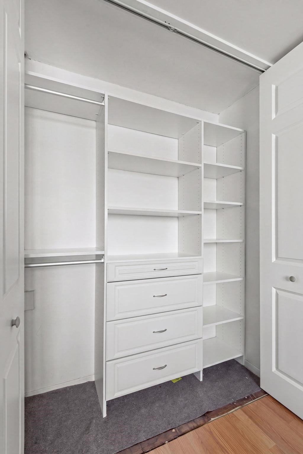 100 MANHATTAN AVE Unit: 1703