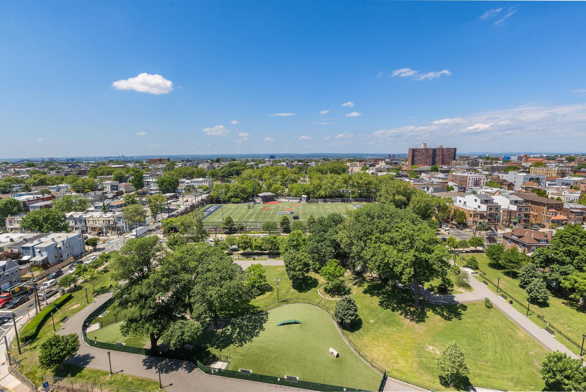 100 MANHATTAN AVE Unit: 1703