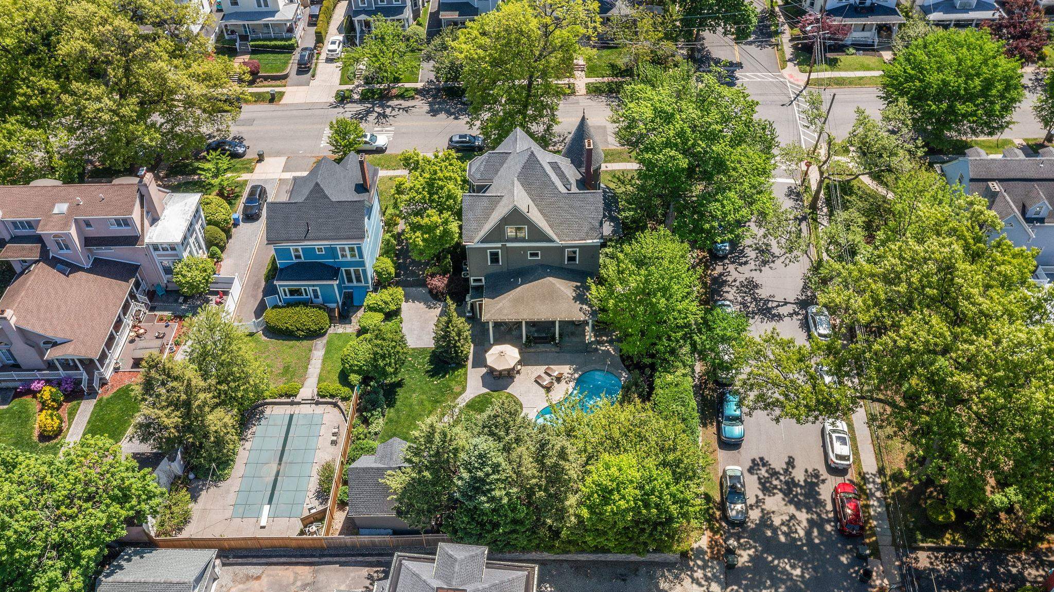 70 RIDGE RD