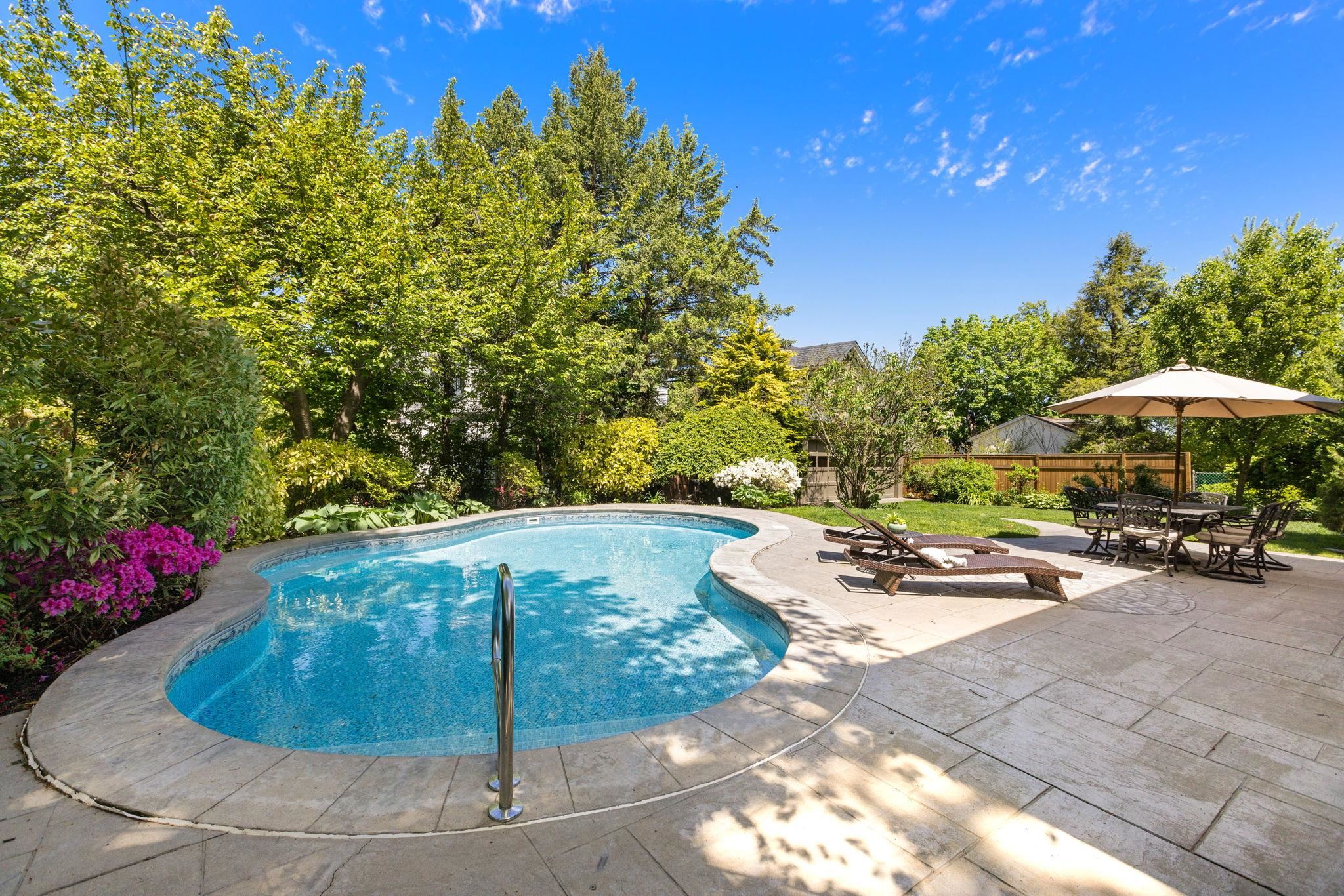 70 RIDGE RD