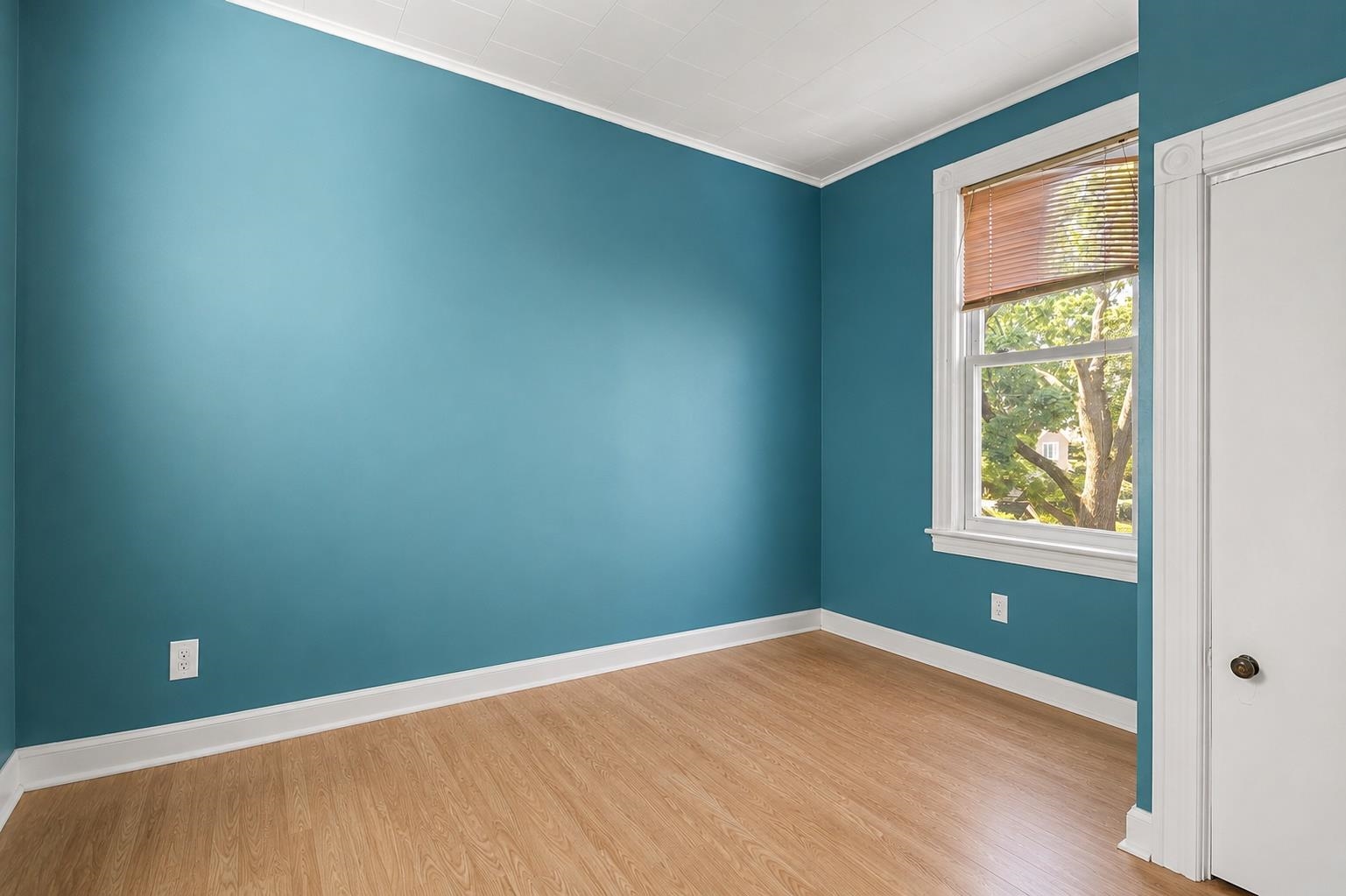 18 LINCOLN PL