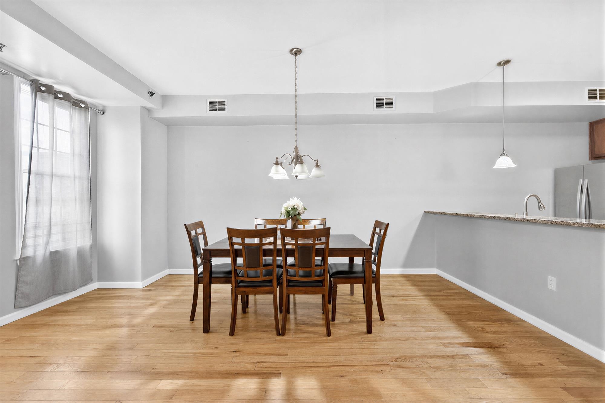612 12TH ST Unit: 3