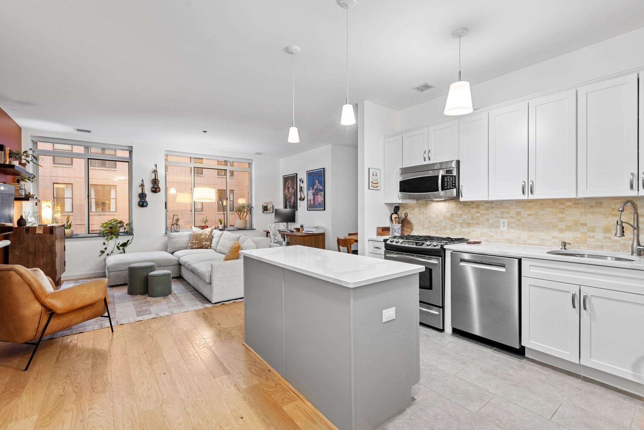 25 MCWILLIAMS PL