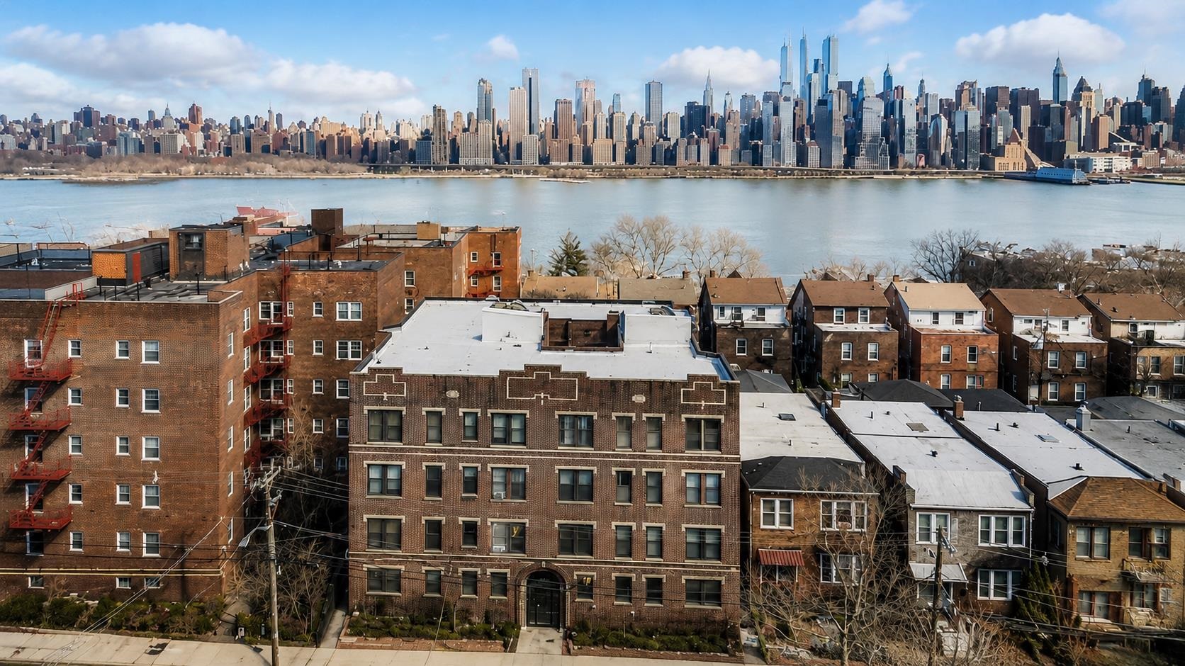 6114 HIGHLAND PL Unit: 3F